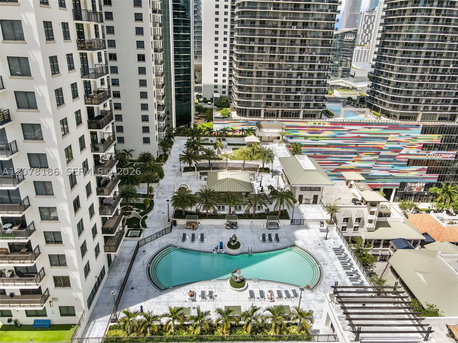 999 SW 1st Ave #2004 Miami, FL 33130