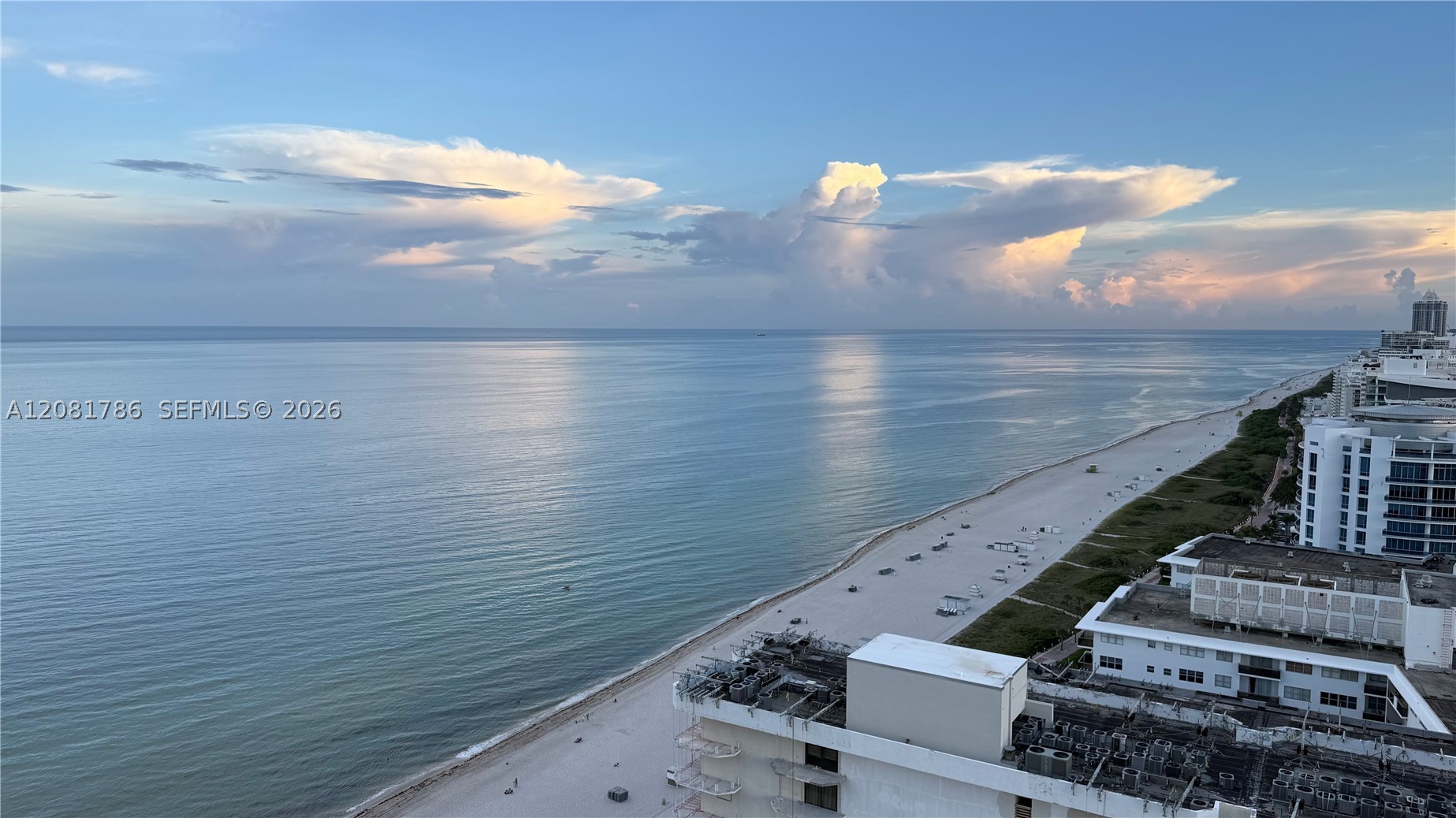 6301 Collins Ave #LPH4