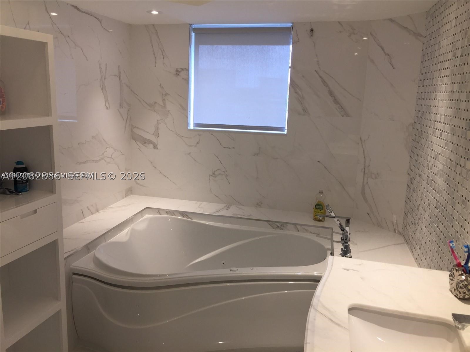 16485 Collins Ave #538 Sunny Isles Beach, FL 33160