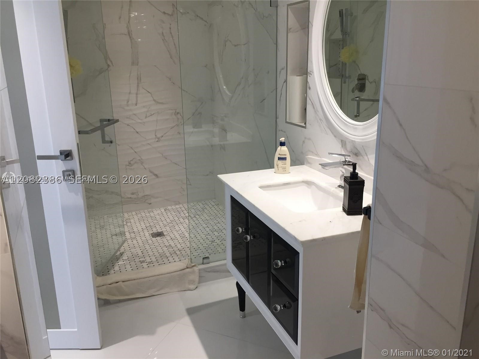16485 Collins Ave #538 Sunny Isles Beach, FL 33160