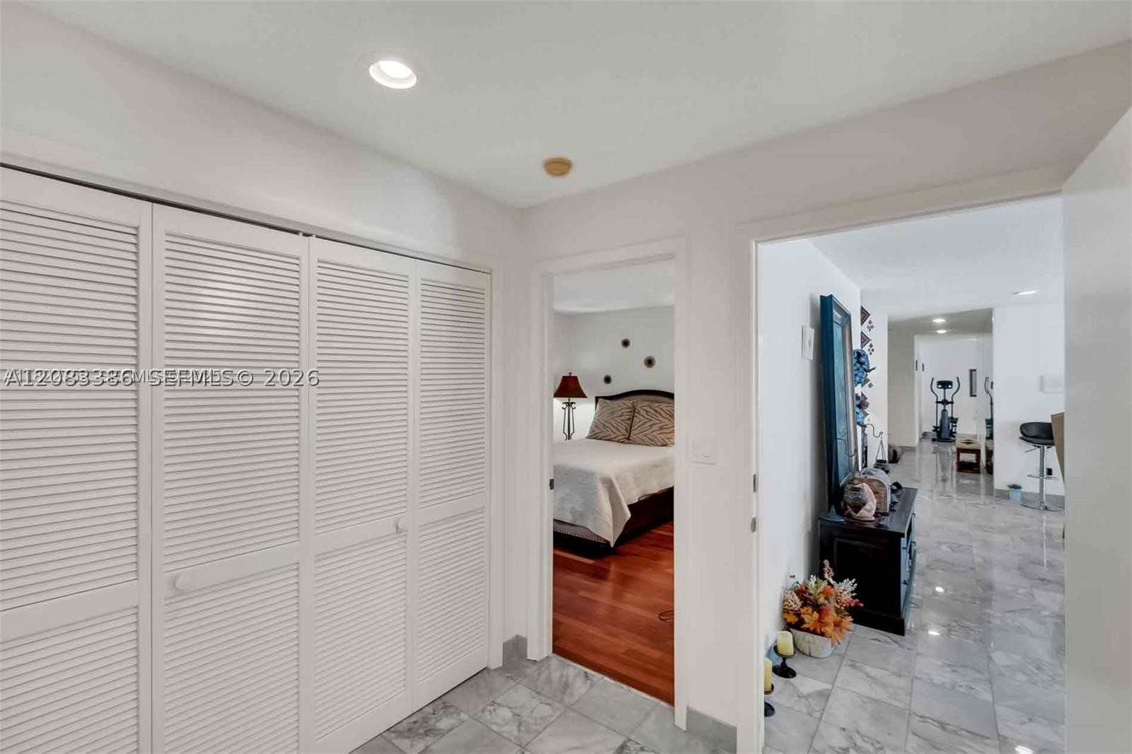 7080 SW 98th Ave Miami, FL 33173