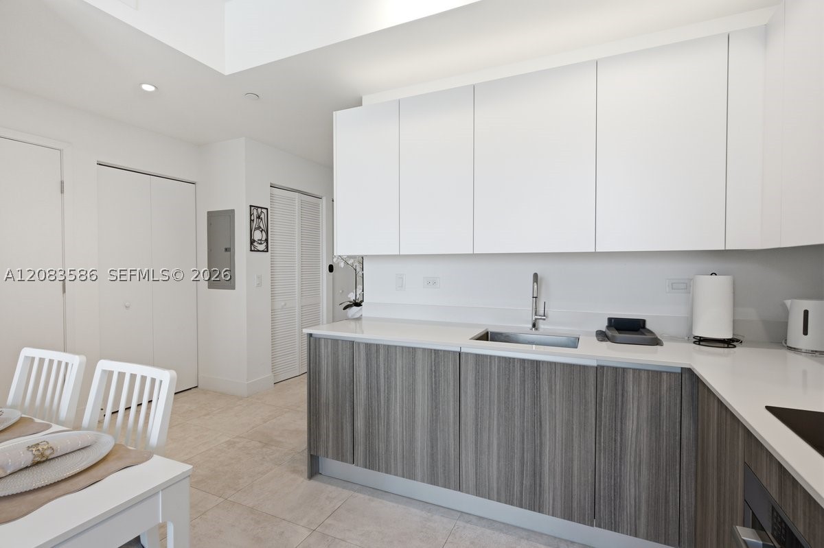 image Smart Brickell I11