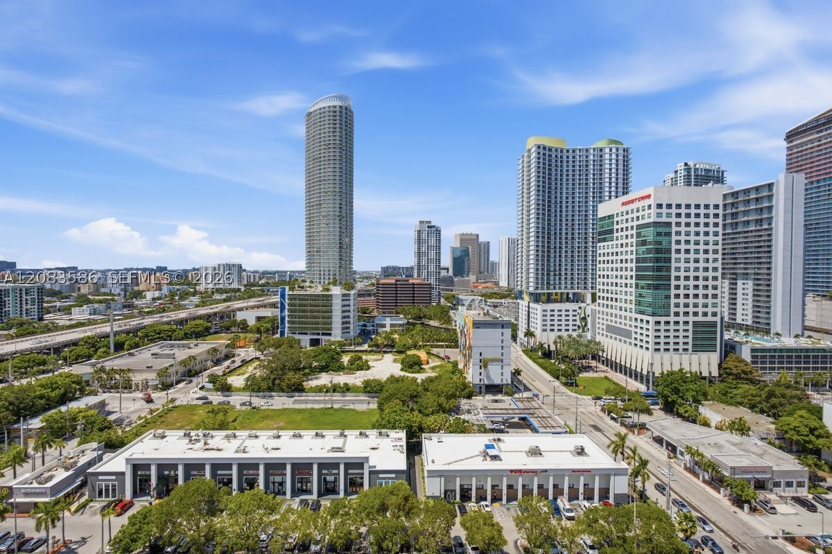 image Smart Brickell I3