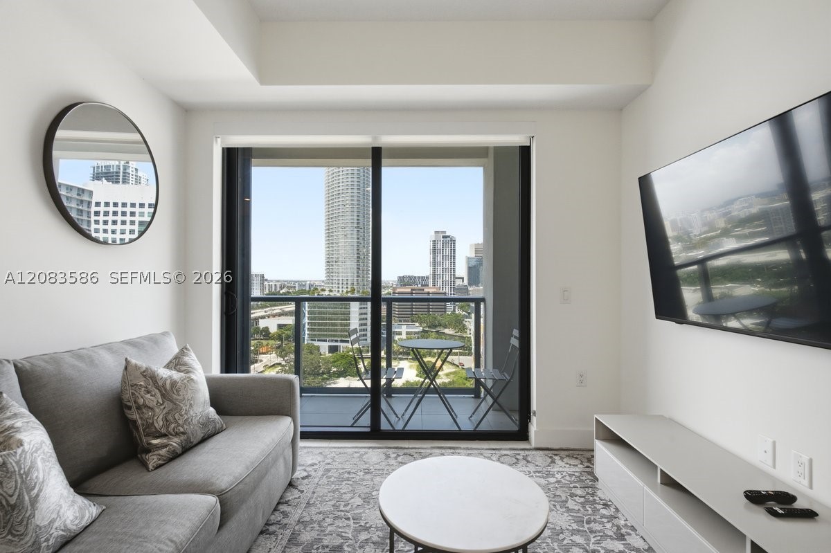 image Smart Brickell I6