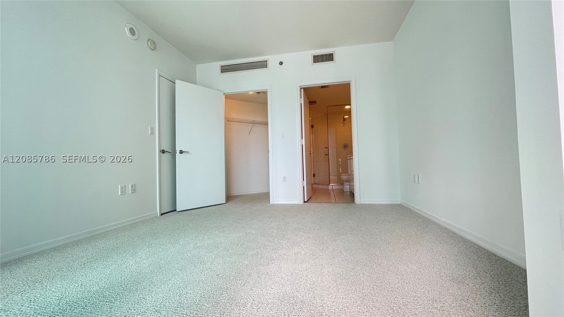 image 500 Brickell West12