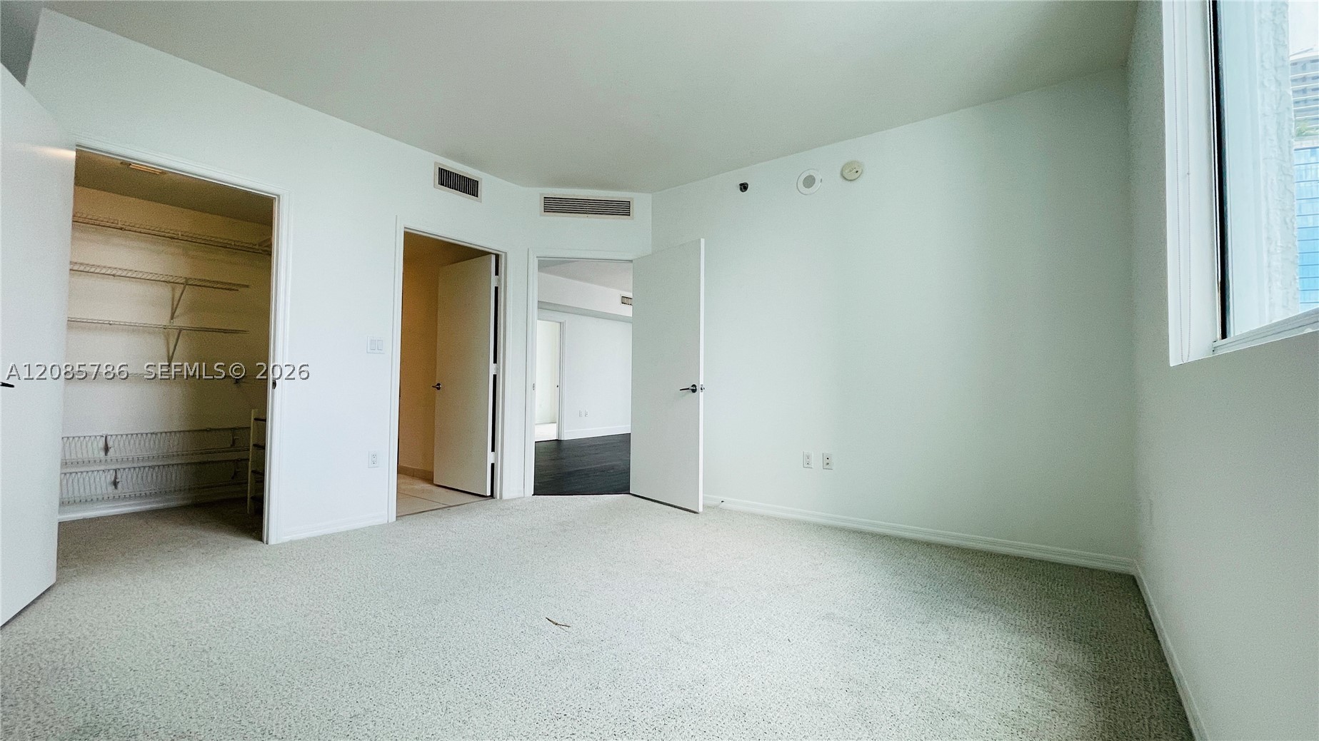 image 500 Brickell West25