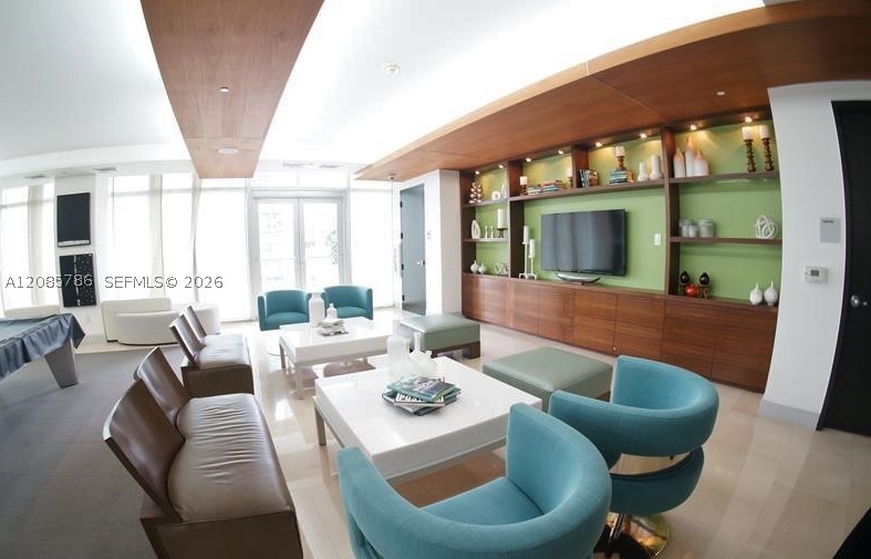 image 500 Brickell West38