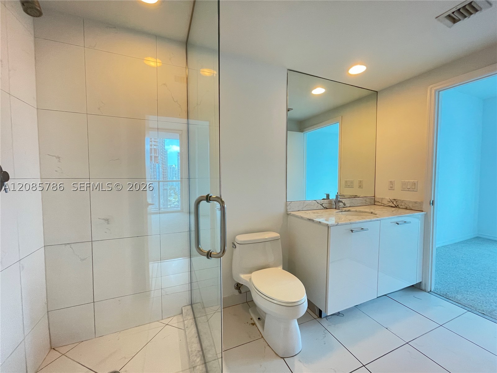 image 500 Brickell West4