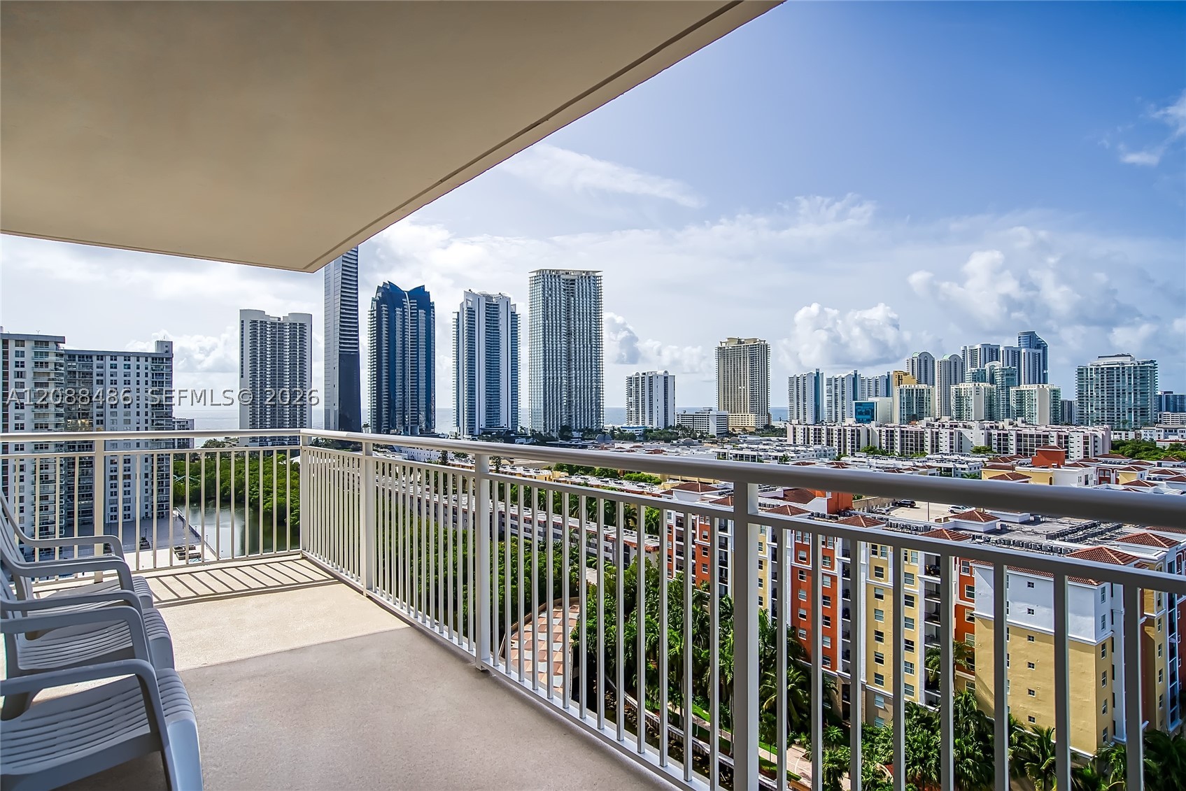 image Winston Towers 10041