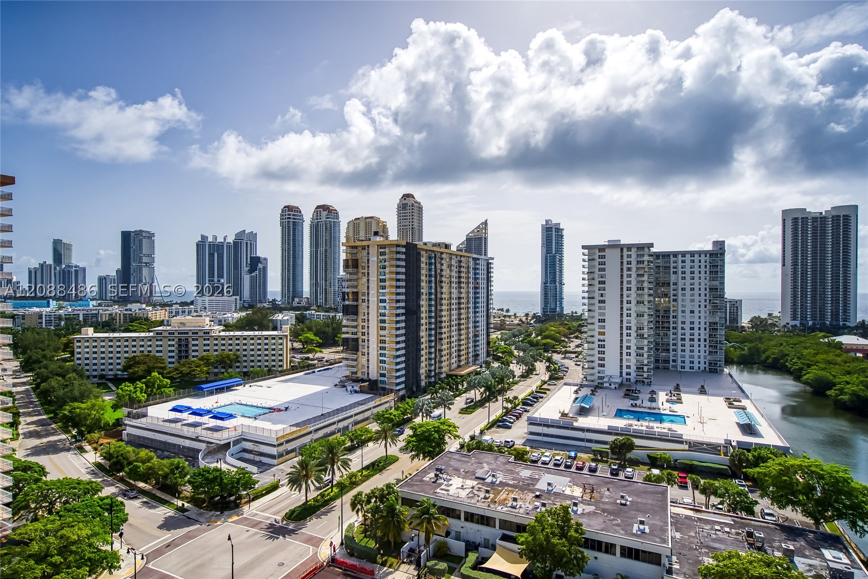 image Winston Towers 10045