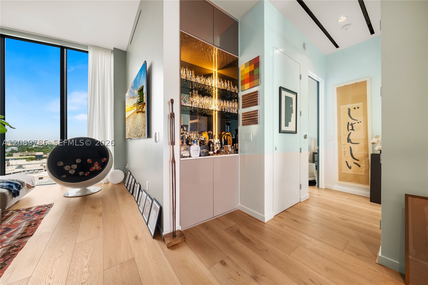2811 S Bayshore Dr #15C Miami, FL 33133