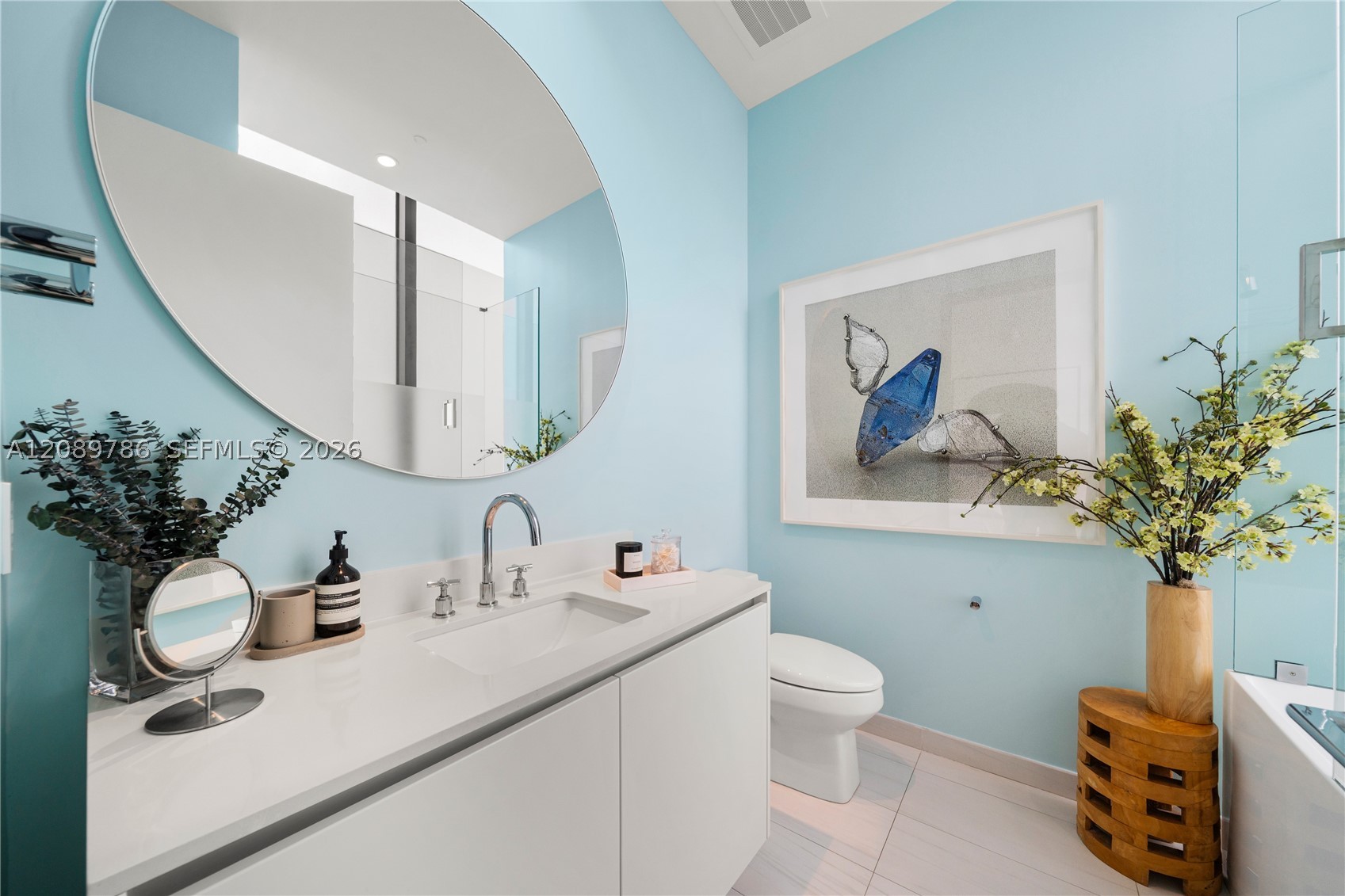 2811 S Bayshore Dr #15C Miami, FL 33133