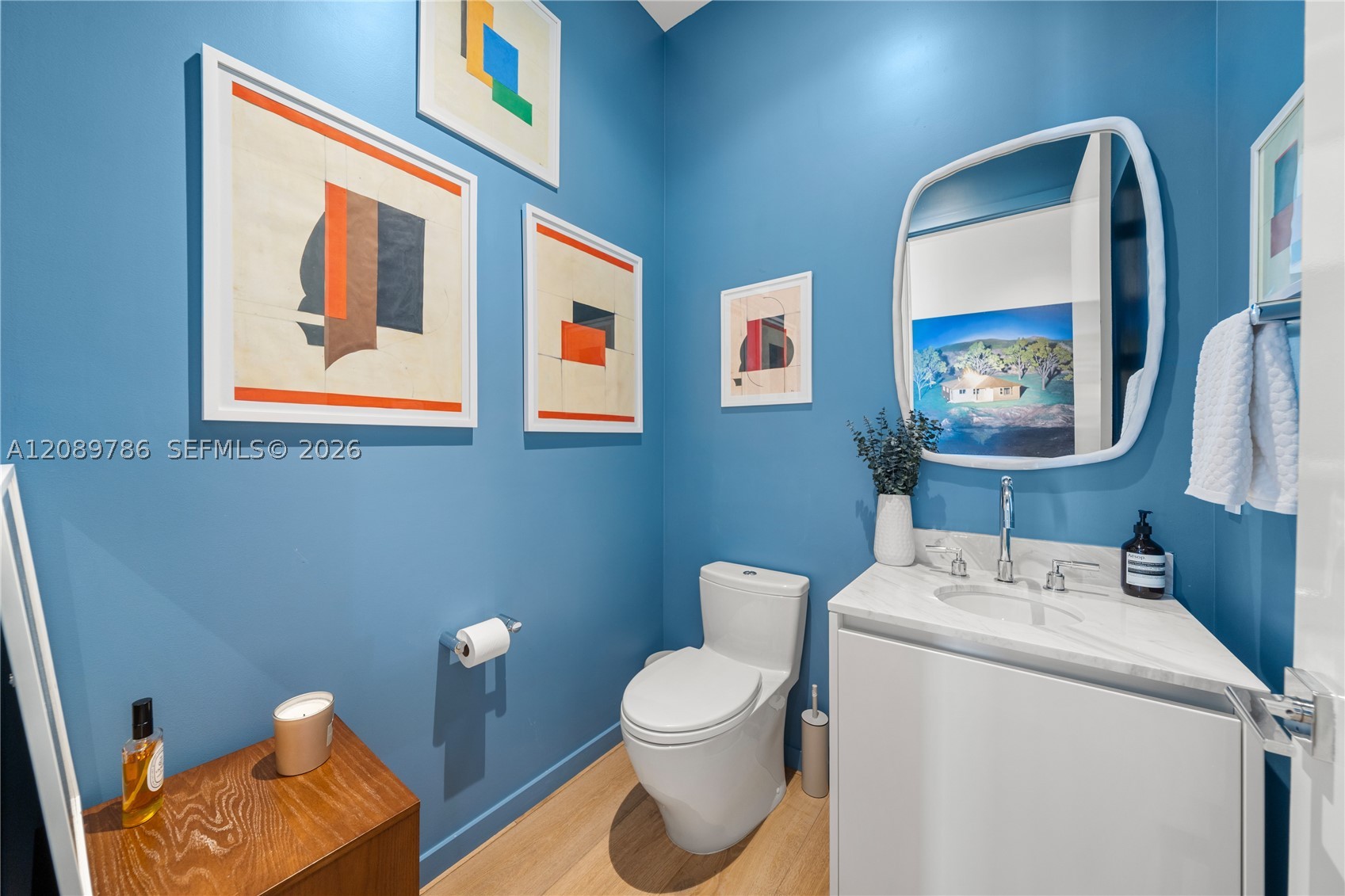 2811 S Bayshore Dr #15C Miami, FL 33133