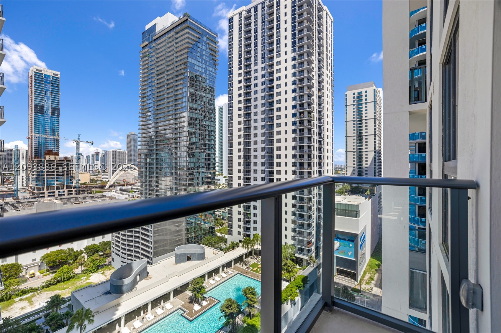 image The Crosby Miami Worldcenter20