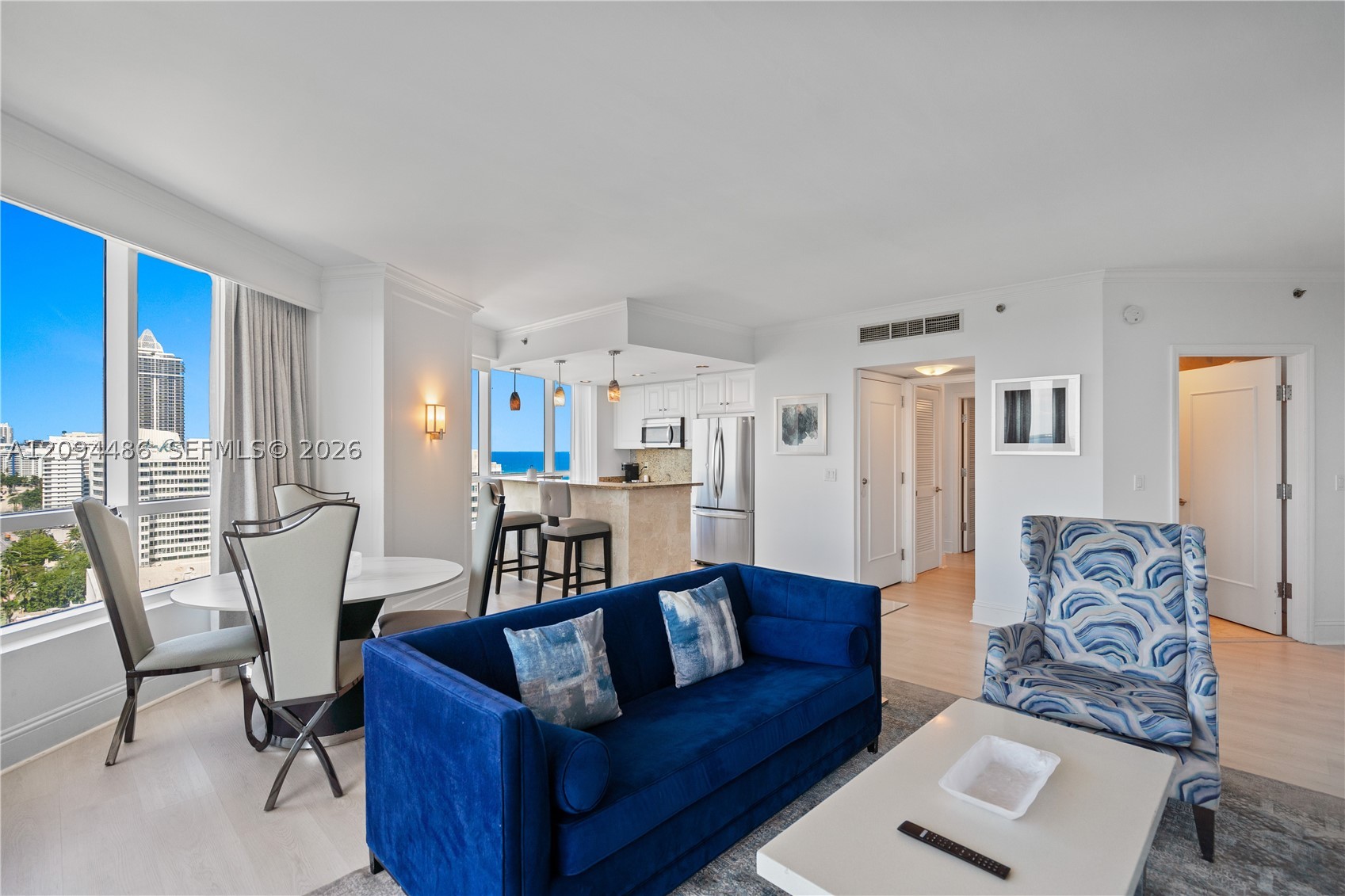 image Fontainebleau Ii Condo11