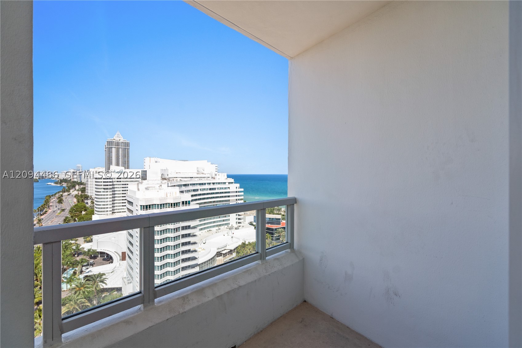 image Fontainebleau Ii Condo27