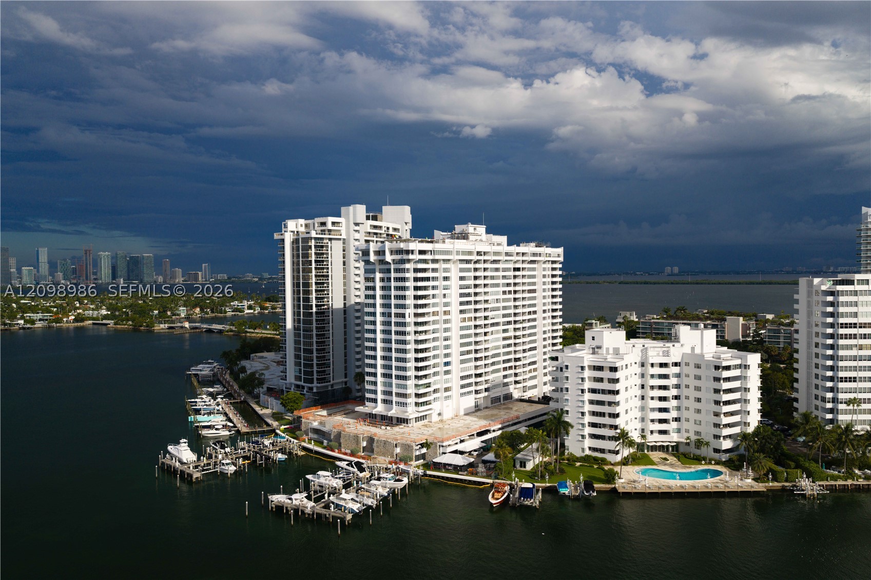 11 Island Ave #2006 Miami Beach, FL 33139