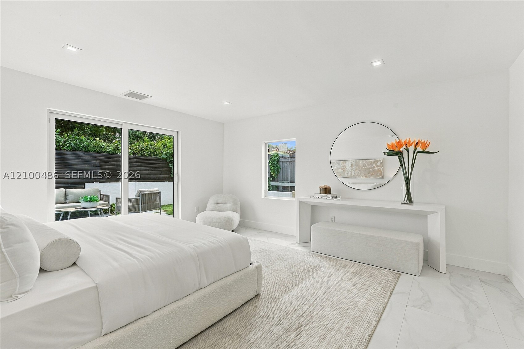 596 W 50th St Miami Beach, FL 33140