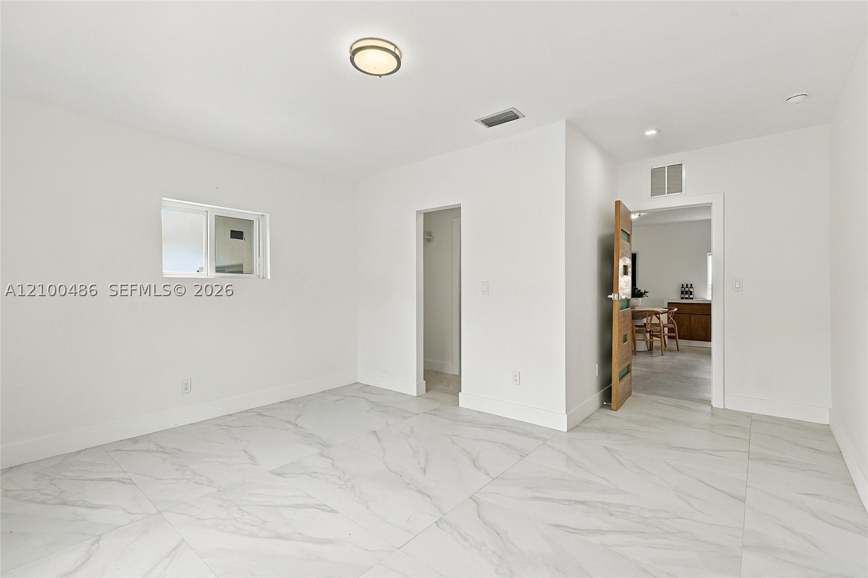 596 W 50th St Miami Beach, FL 33140