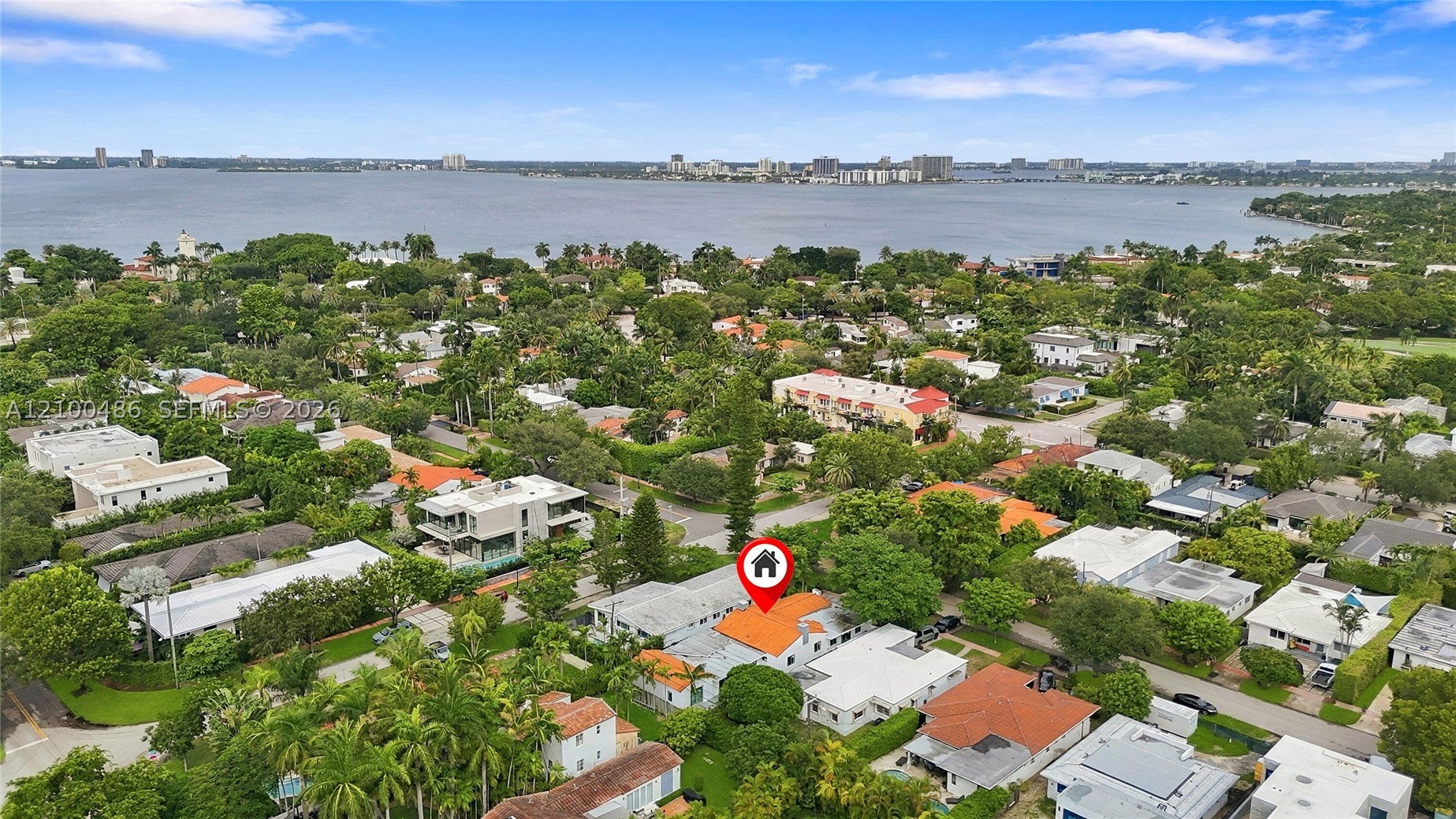 596 W 50th St Miami Beach, FL 33140