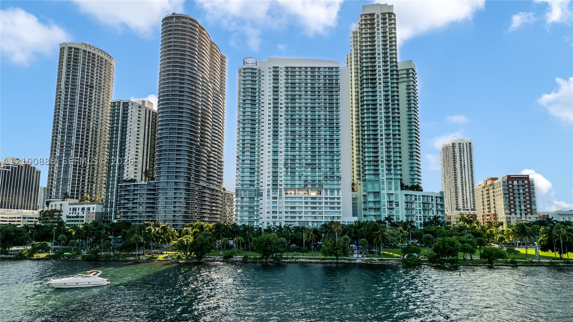 1800 N Bayshore Dr #4006