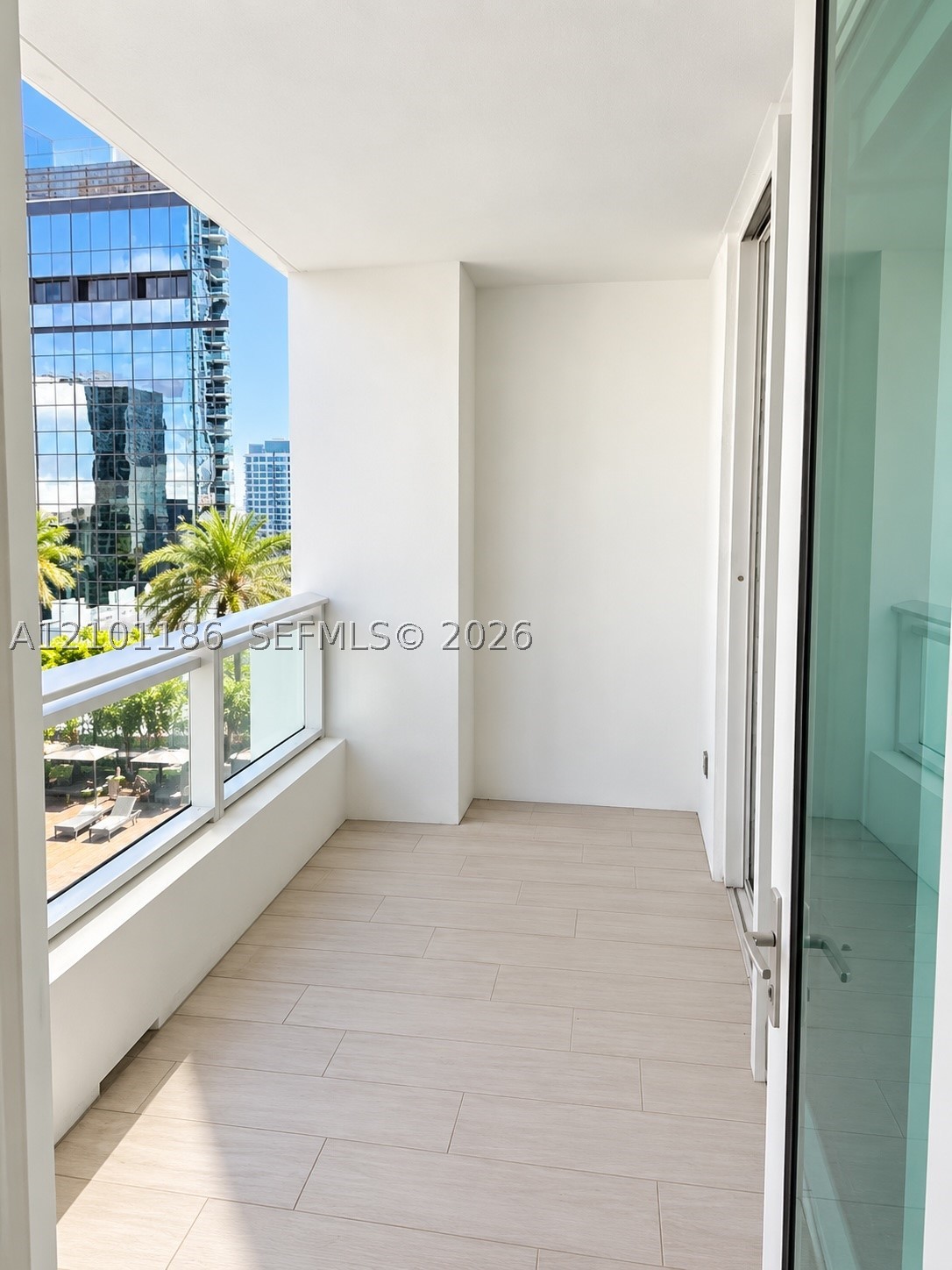 image The Bond on Brickell10