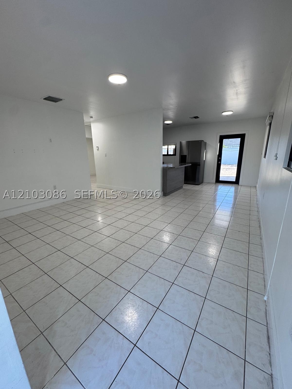 850 SE 2nd Pl Hialeah, FL 33010