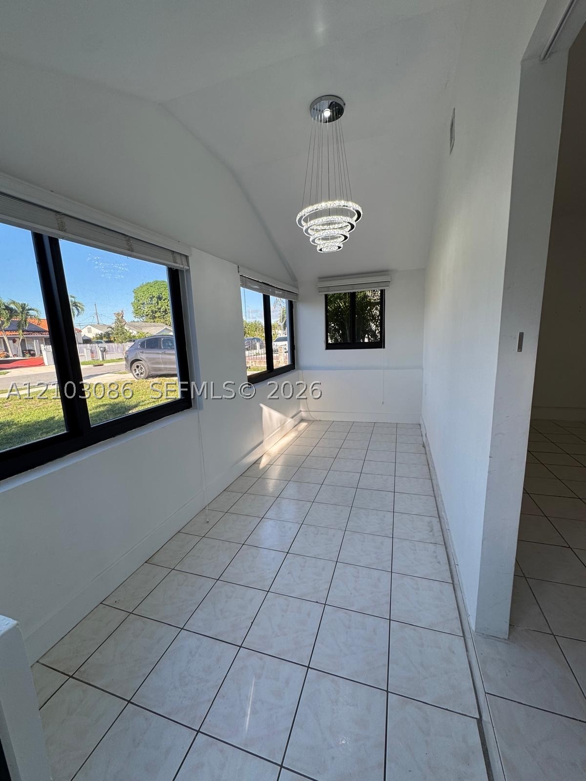 850 SE 2nd Pl Hialeah, FL 33010