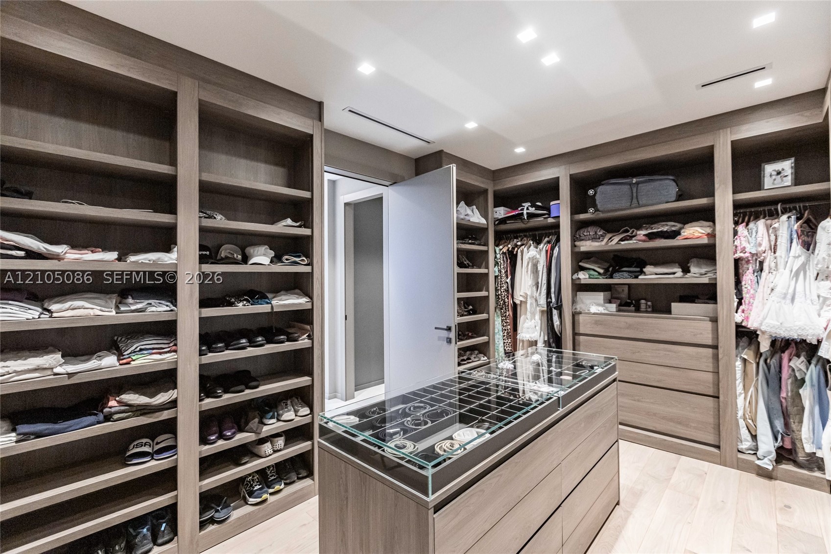 13390 Biscayne Bay Dr North Miami, FL 33181