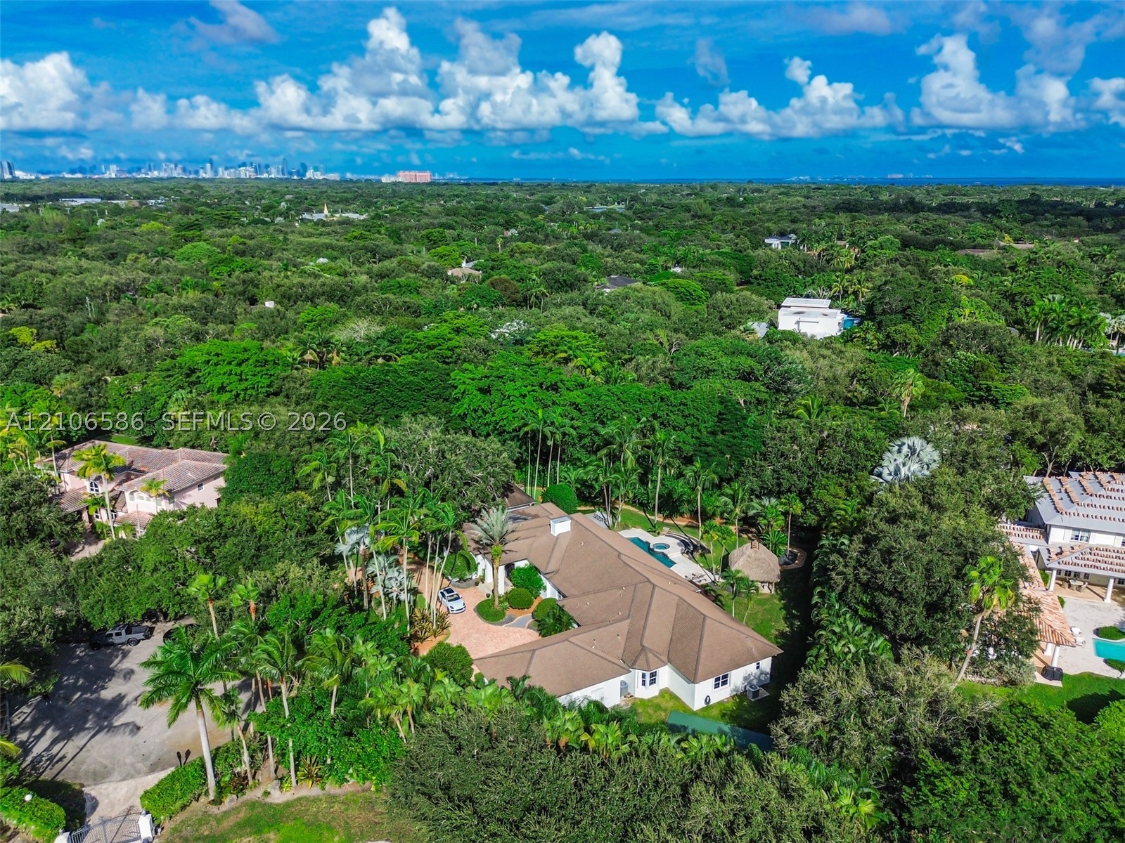 9325 SW 59th Pl Pinecrest, FL 33156