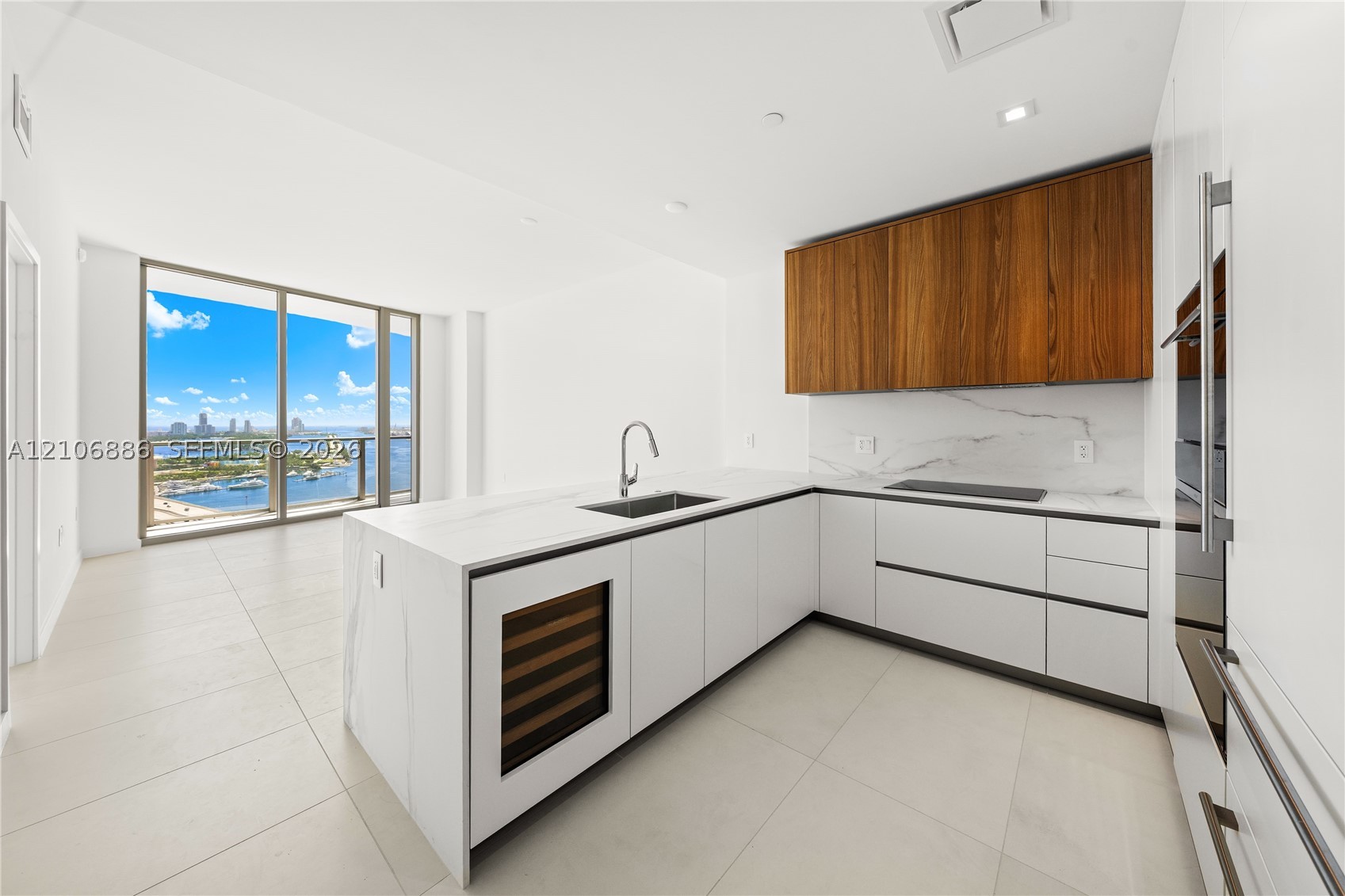 1400 Biscayne Blvd #2603 Miami, FL 33132