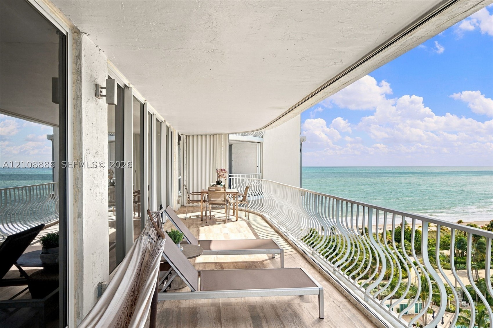 10155 Collins Ave #1003