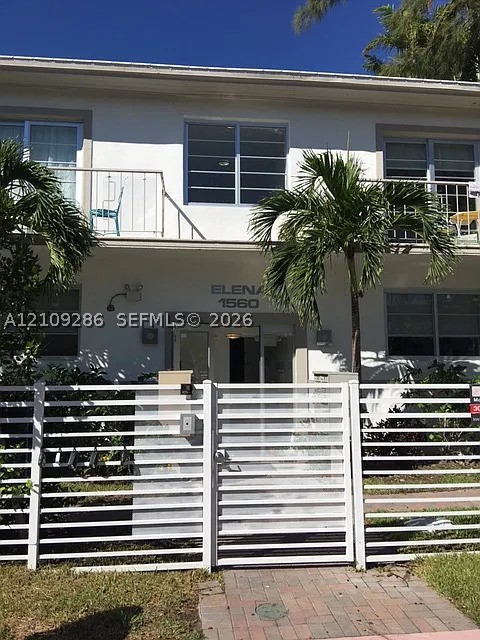 1560 Meridian Ave #203