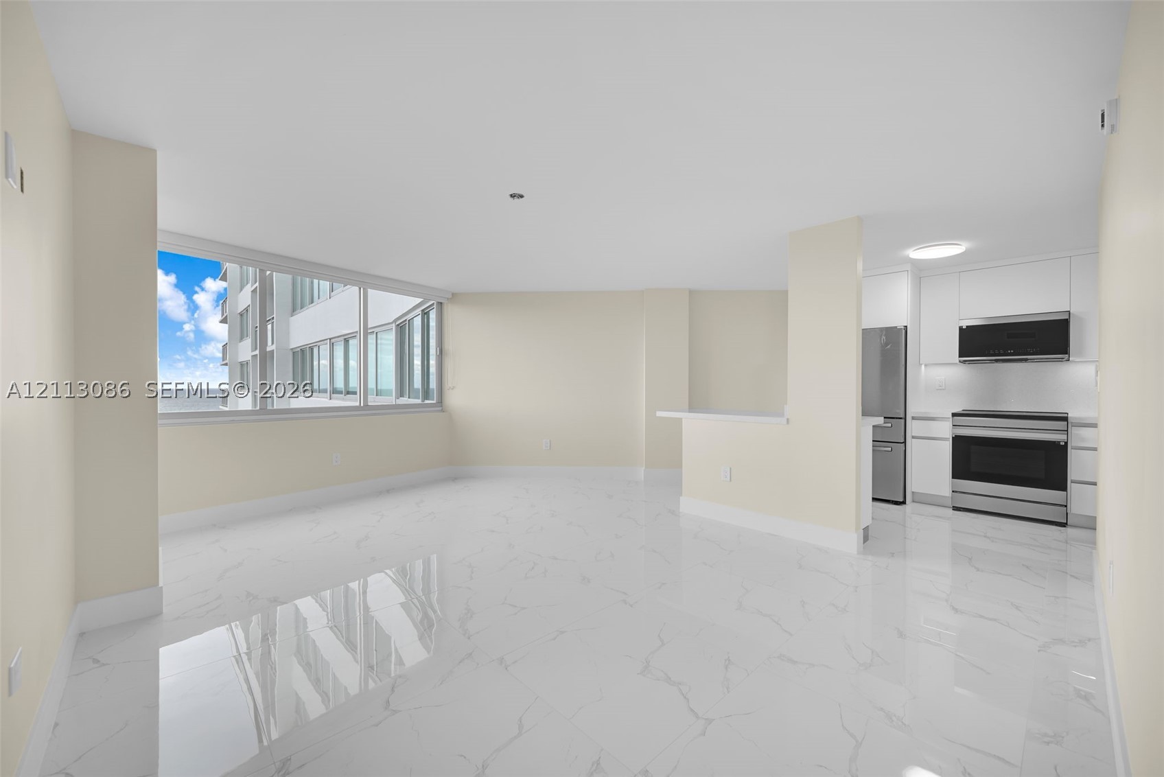 7135 Collins Ave #1632