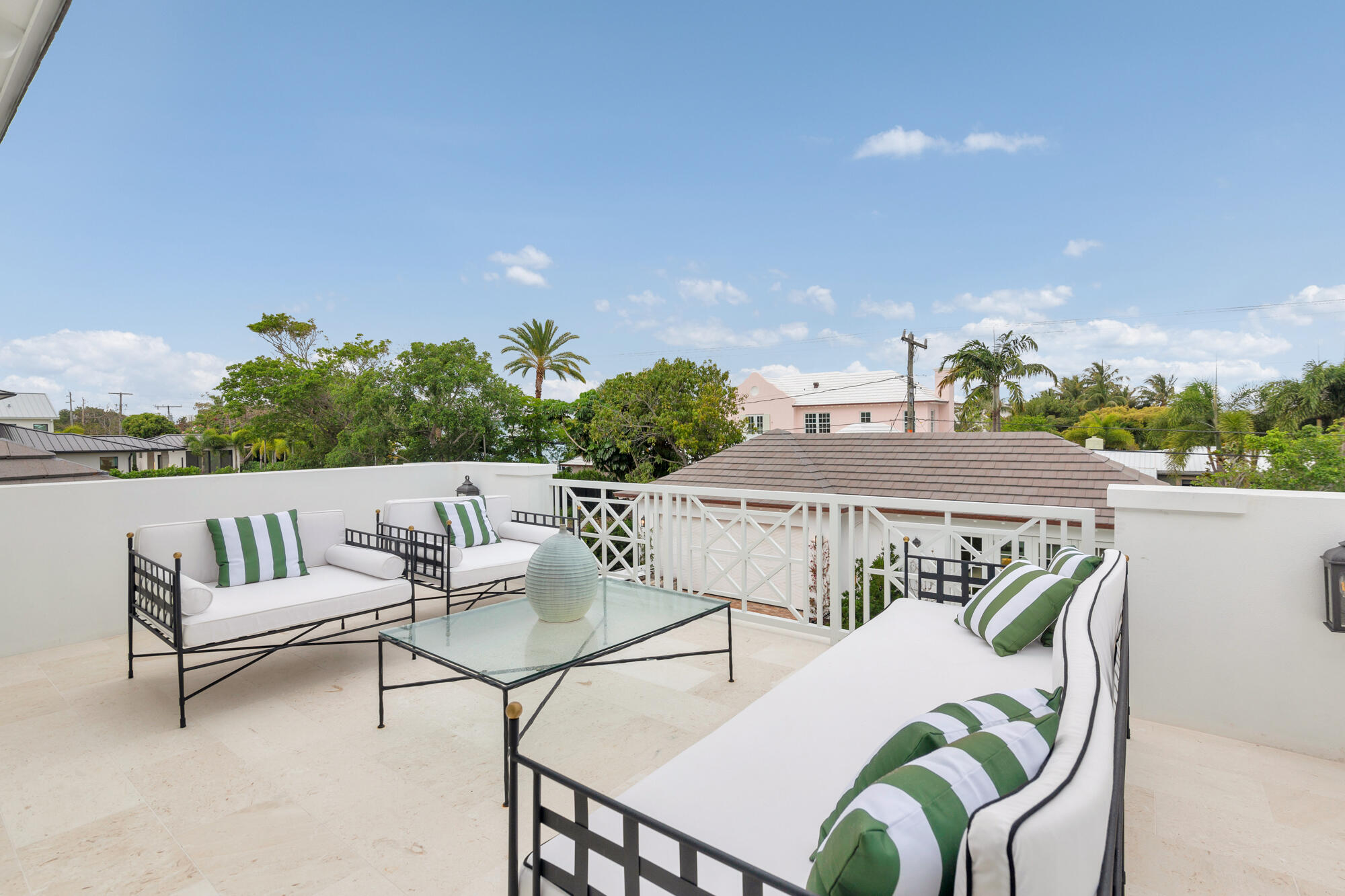 233 Seville West Palm Beach, FL 33405