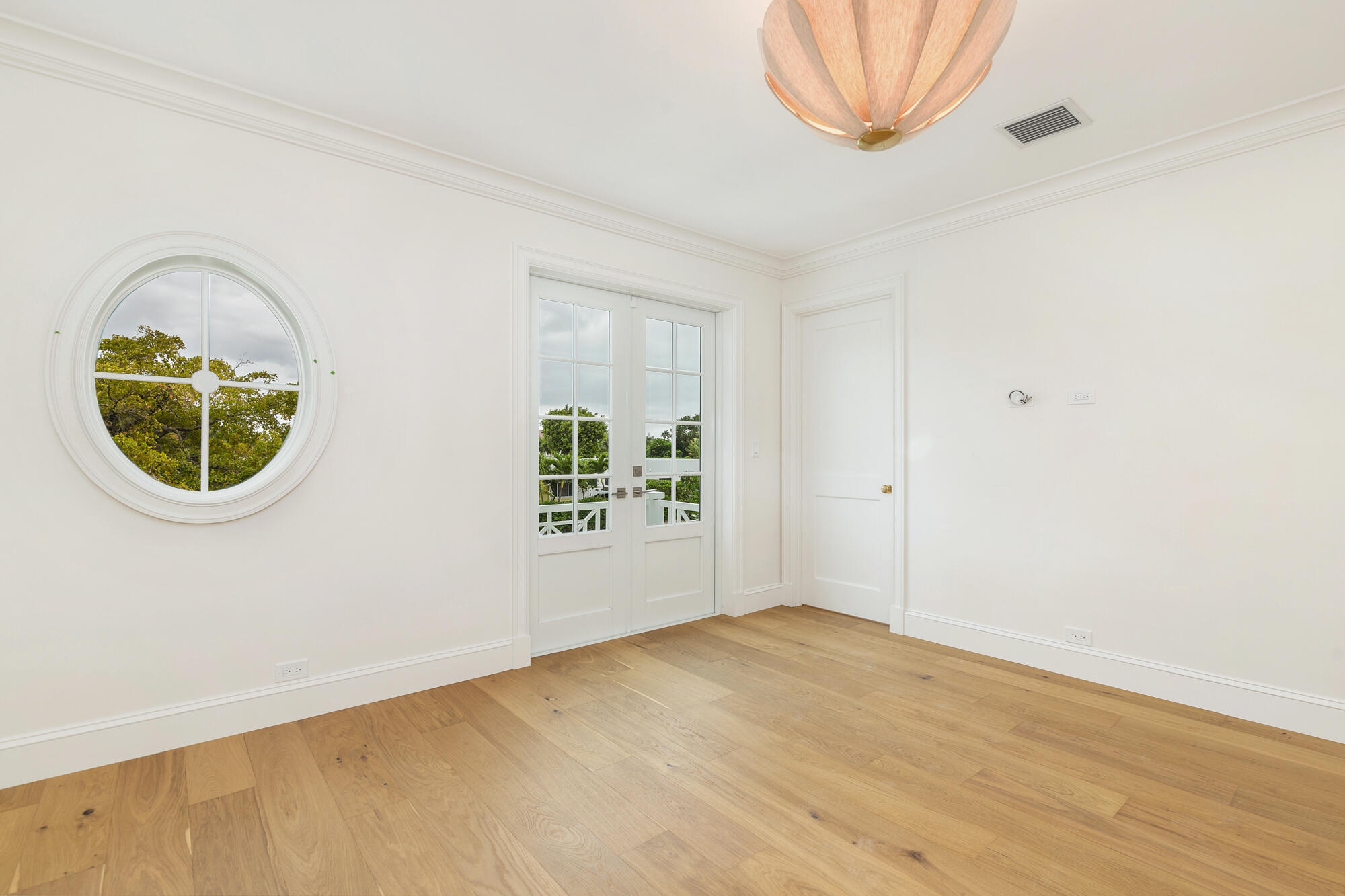 233 Seville West Palm Beach, FL 33405