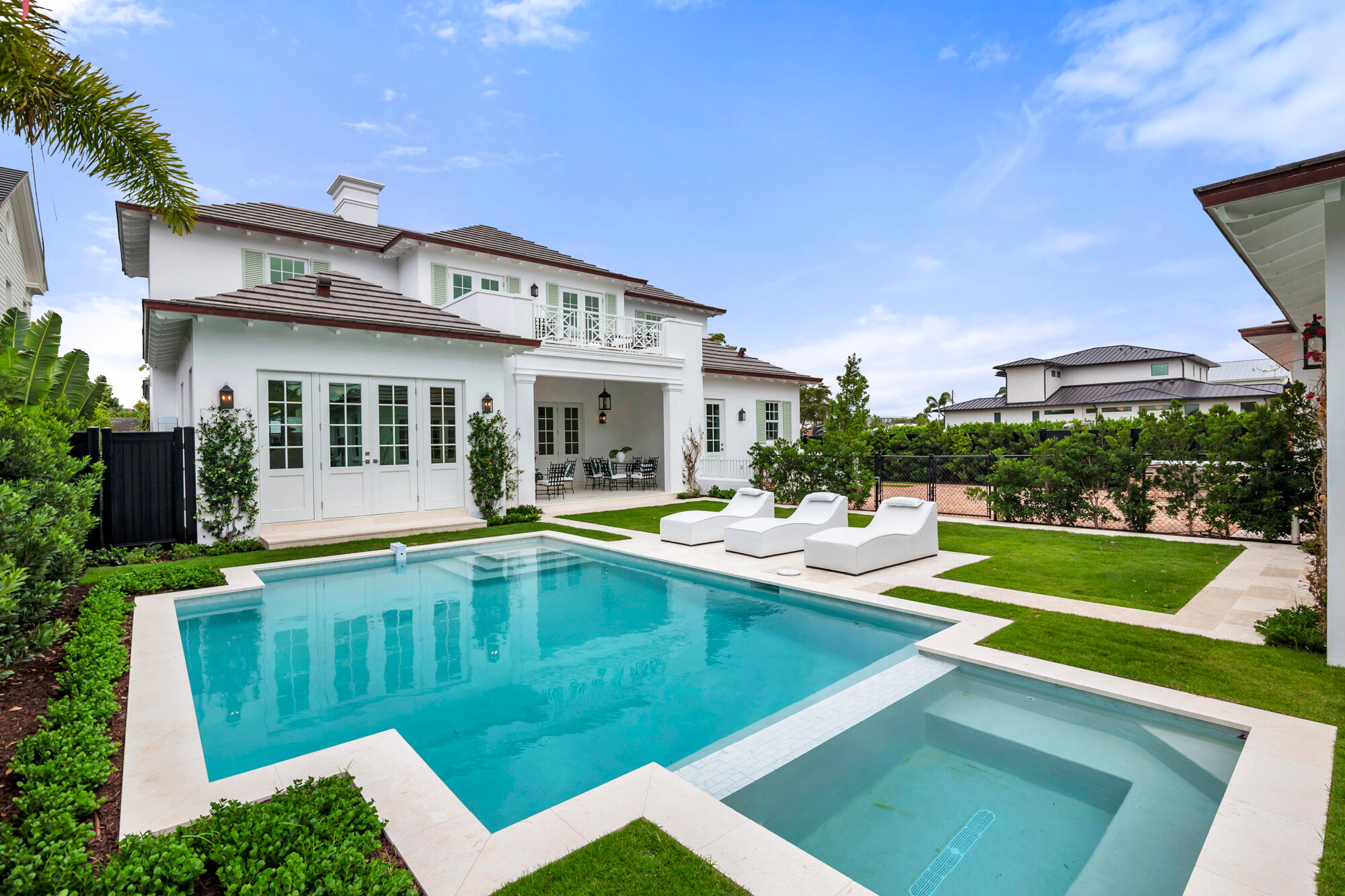 233 Seville West Palm Beach, FL 33405