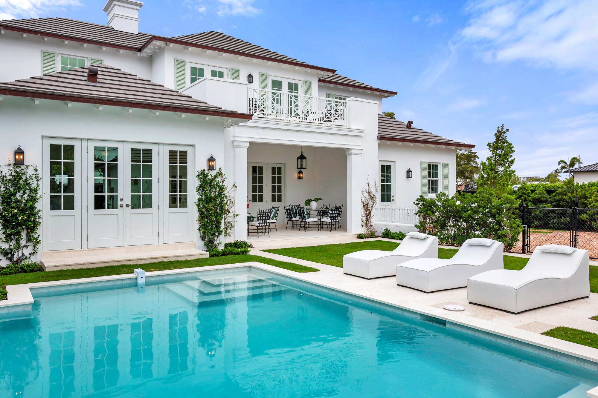 233 Seville West Palm Beach, FL 33405