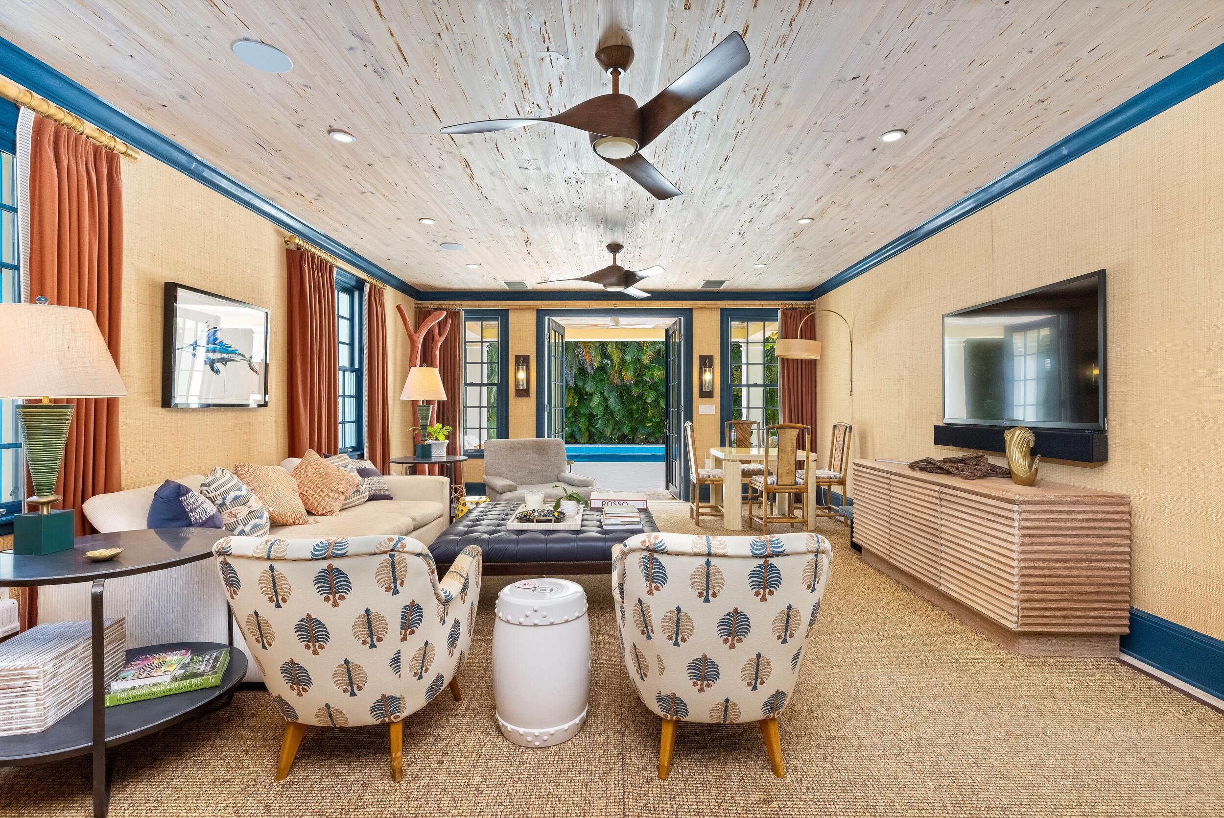 246 Emerald Palm Beach, FL 33480