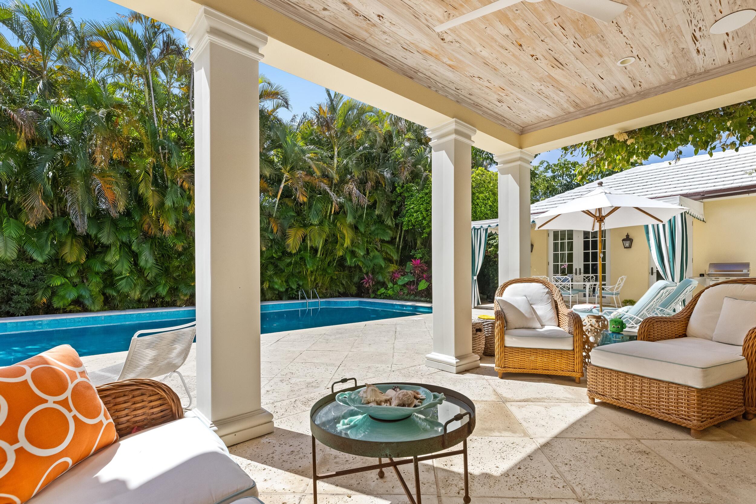 246 Emerald Palm Beach, FL 33480