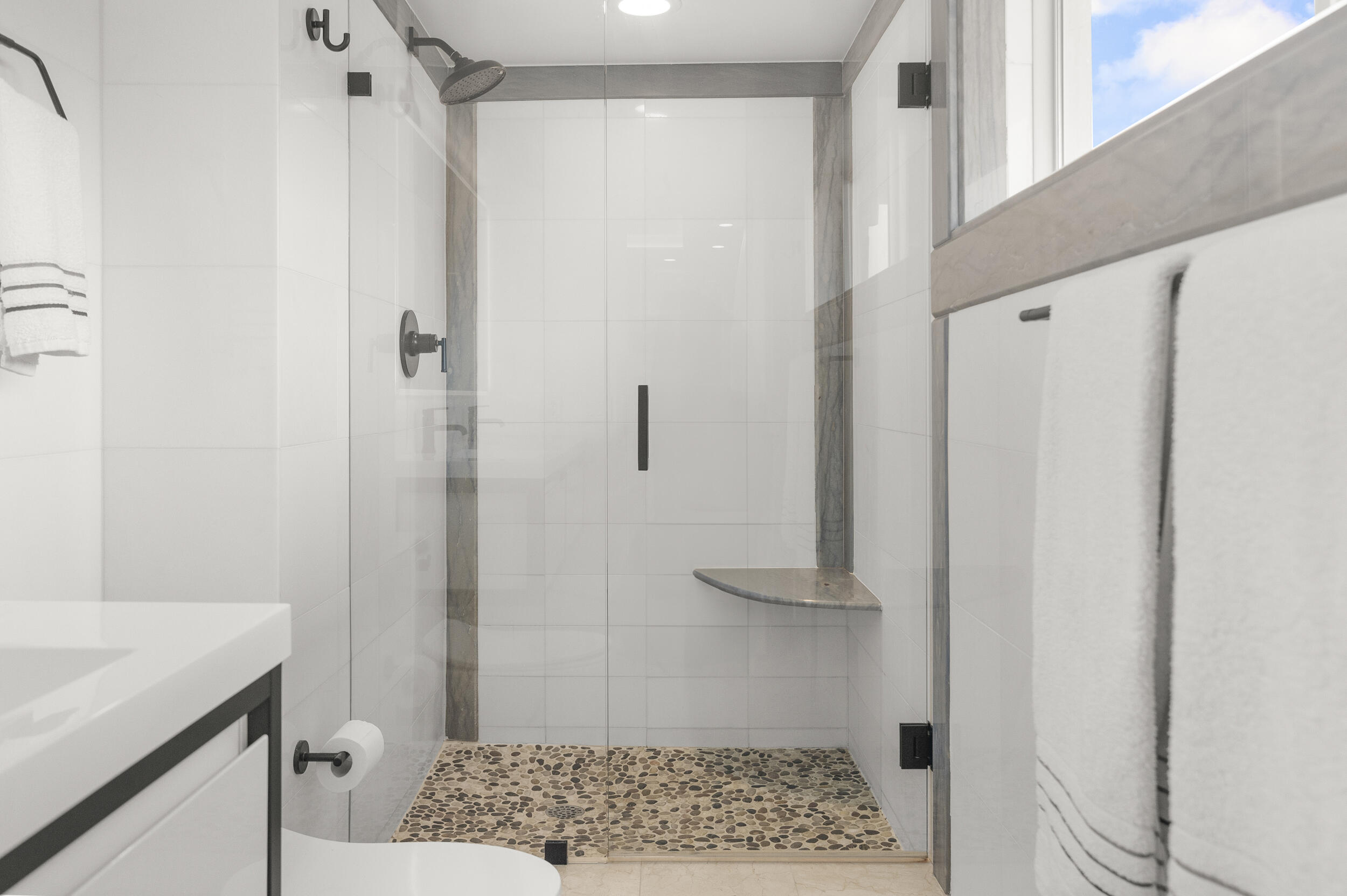 170 Chilean #3c Palm Beach, FL 33480