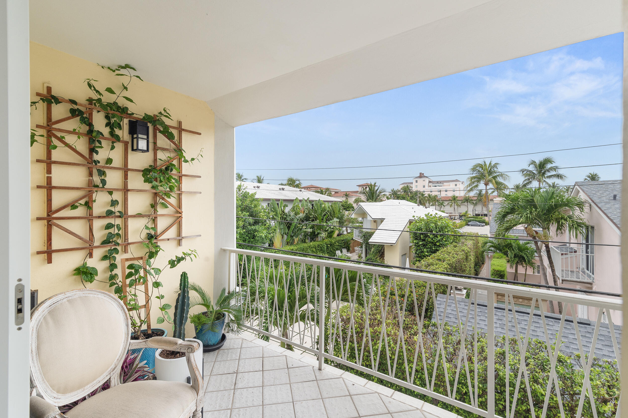 170 Chilean #3c Palm Beach, FL 33480