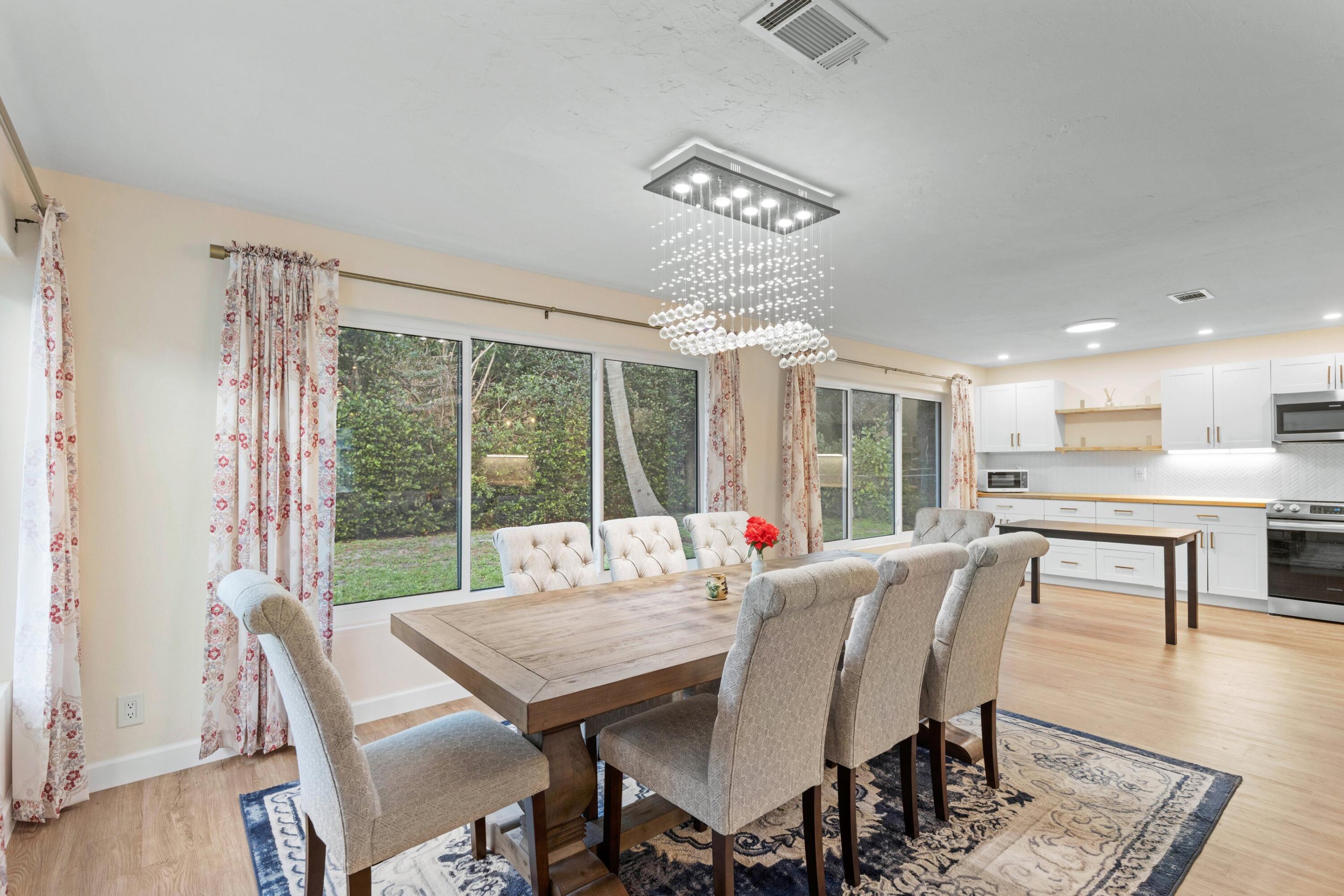 2861 SW 9th Boynton Beach, FL 33435