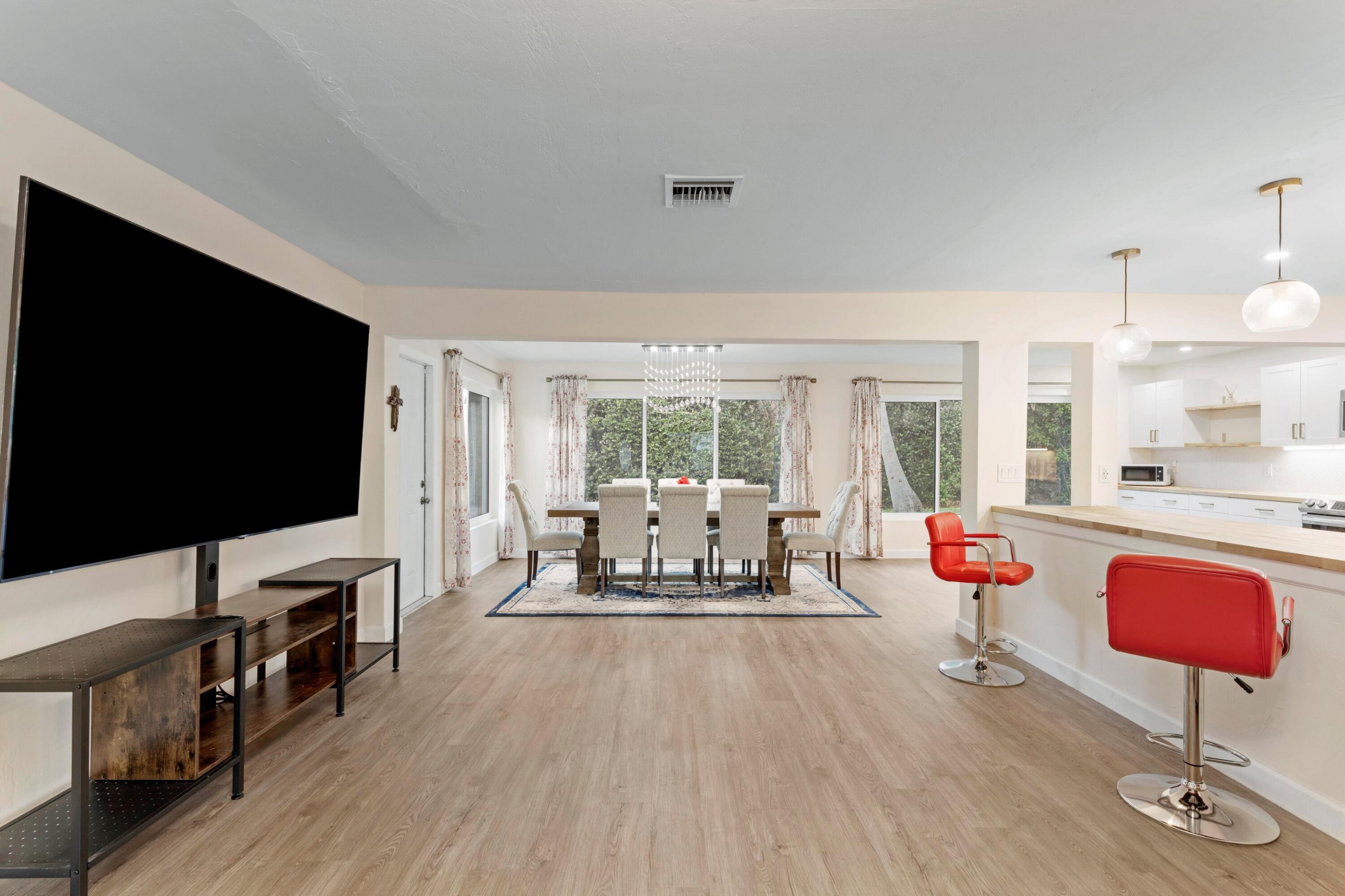 2861 SW 9th Boynton Beach, FL 33435