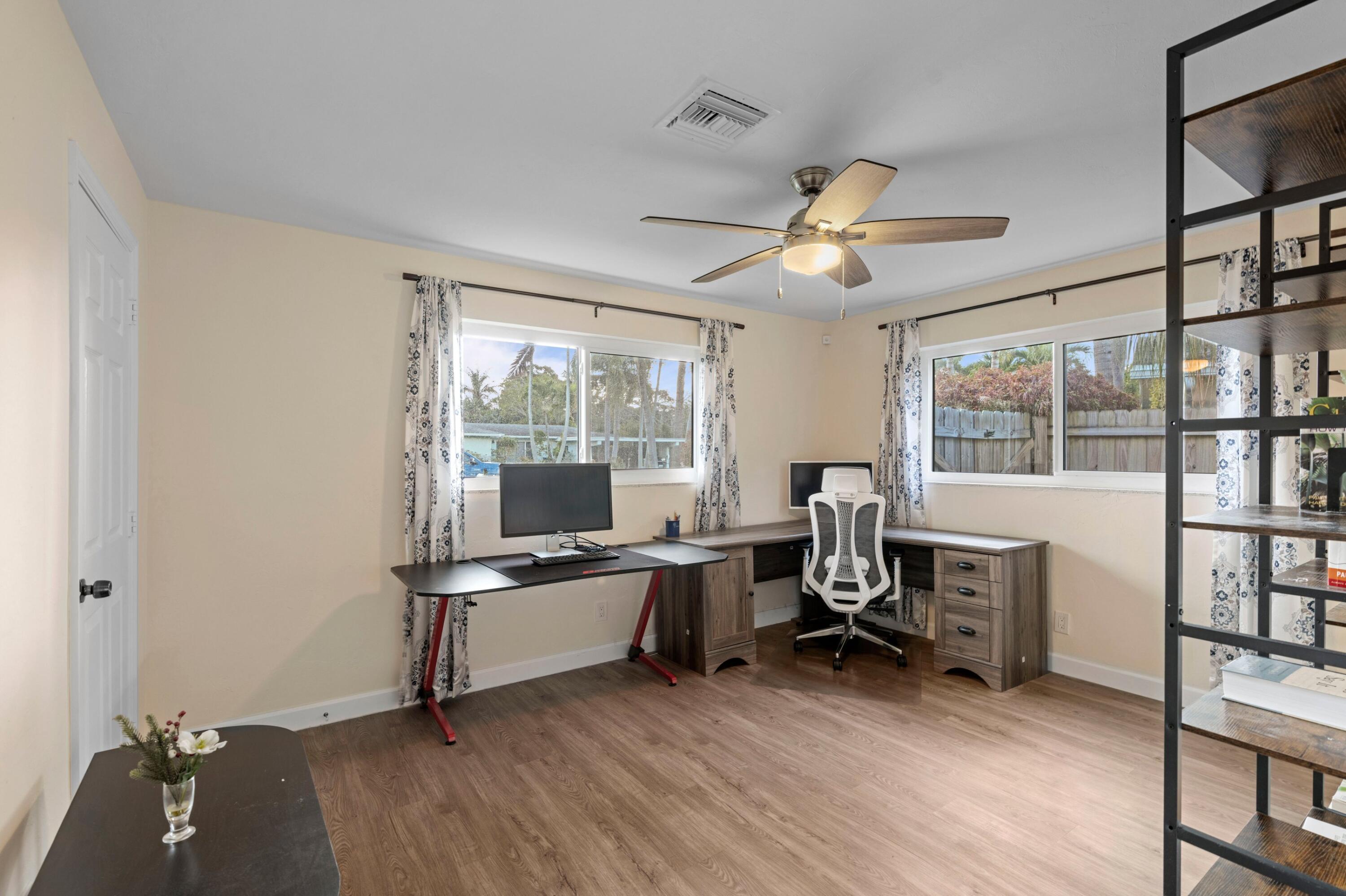 2861 SW 9th Boynton Beach, FL 33435