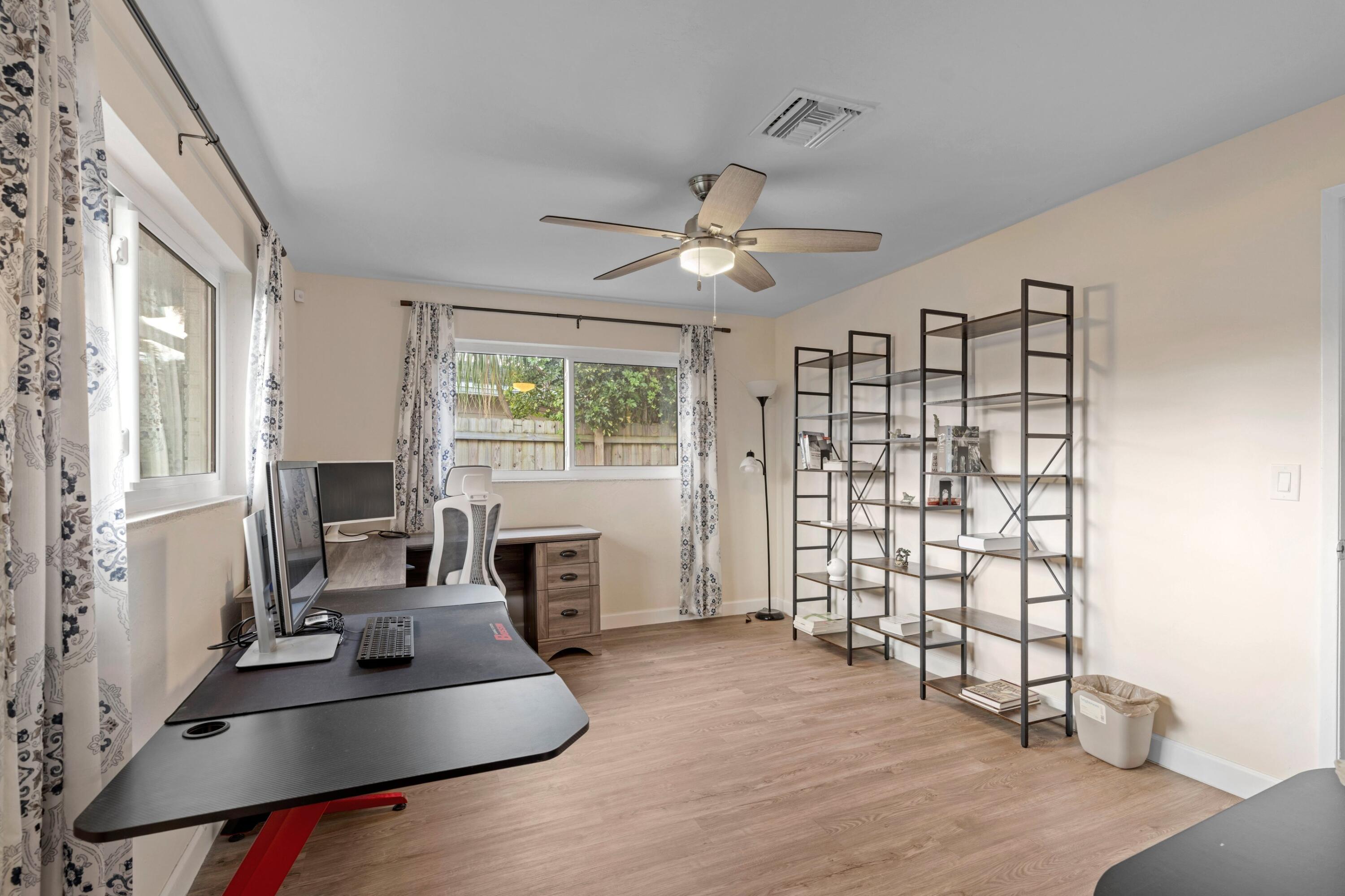 2861 SW 9th Boynton Beach, FL 33435