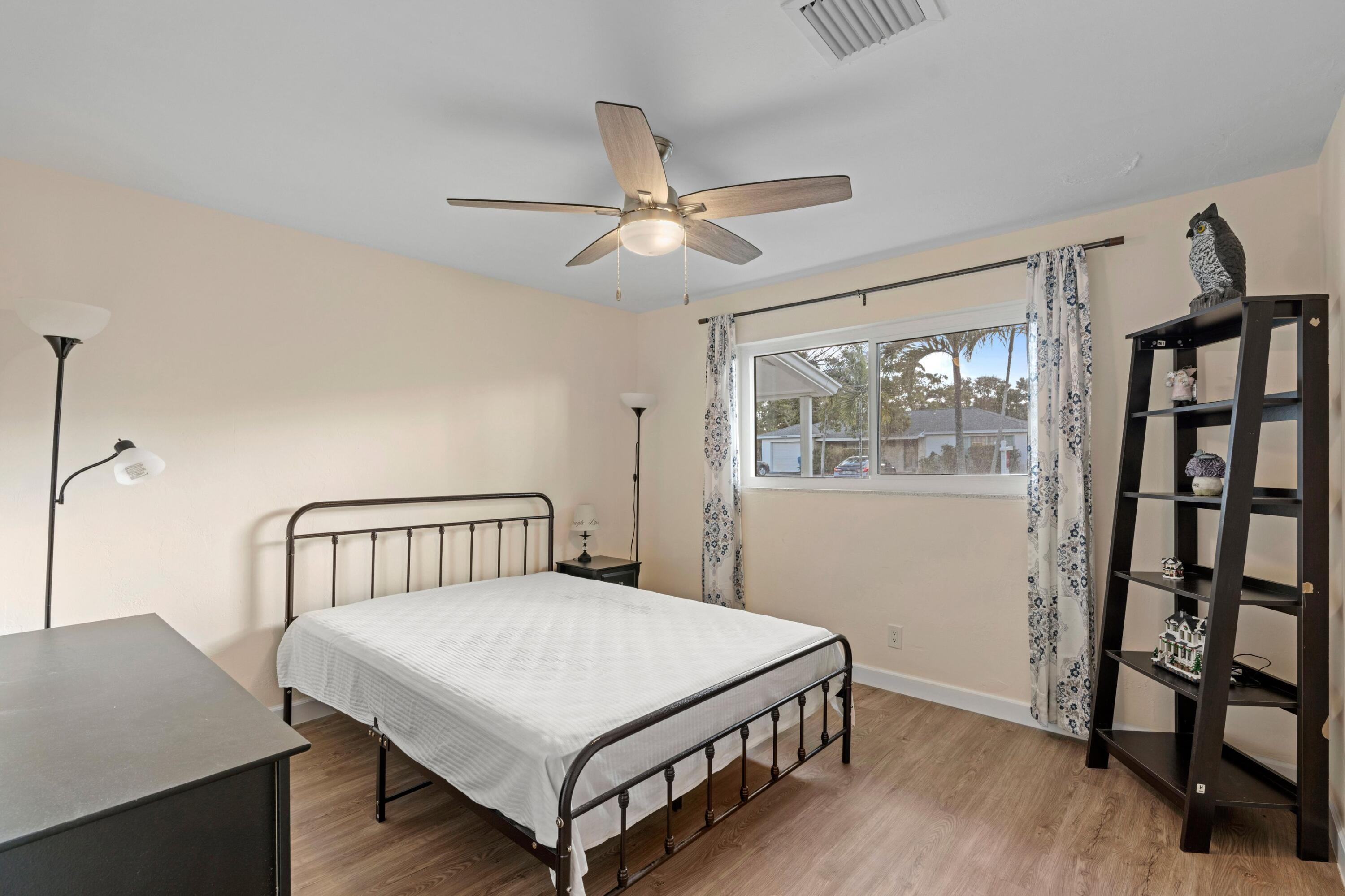 2861 SW 9th Boynton Beach, FL 33435