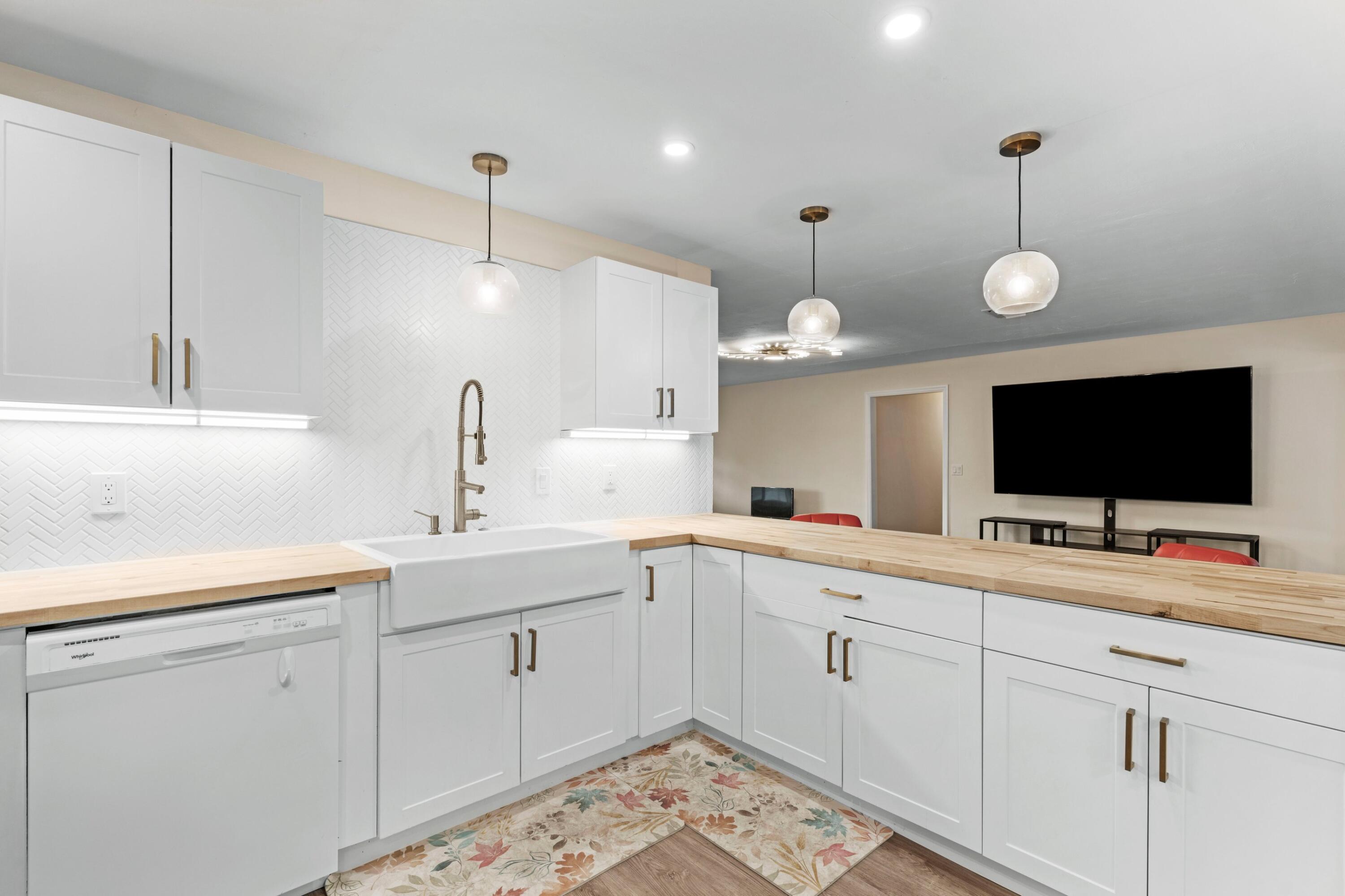 2861 SW 9th Boynton Beach, FL 33435