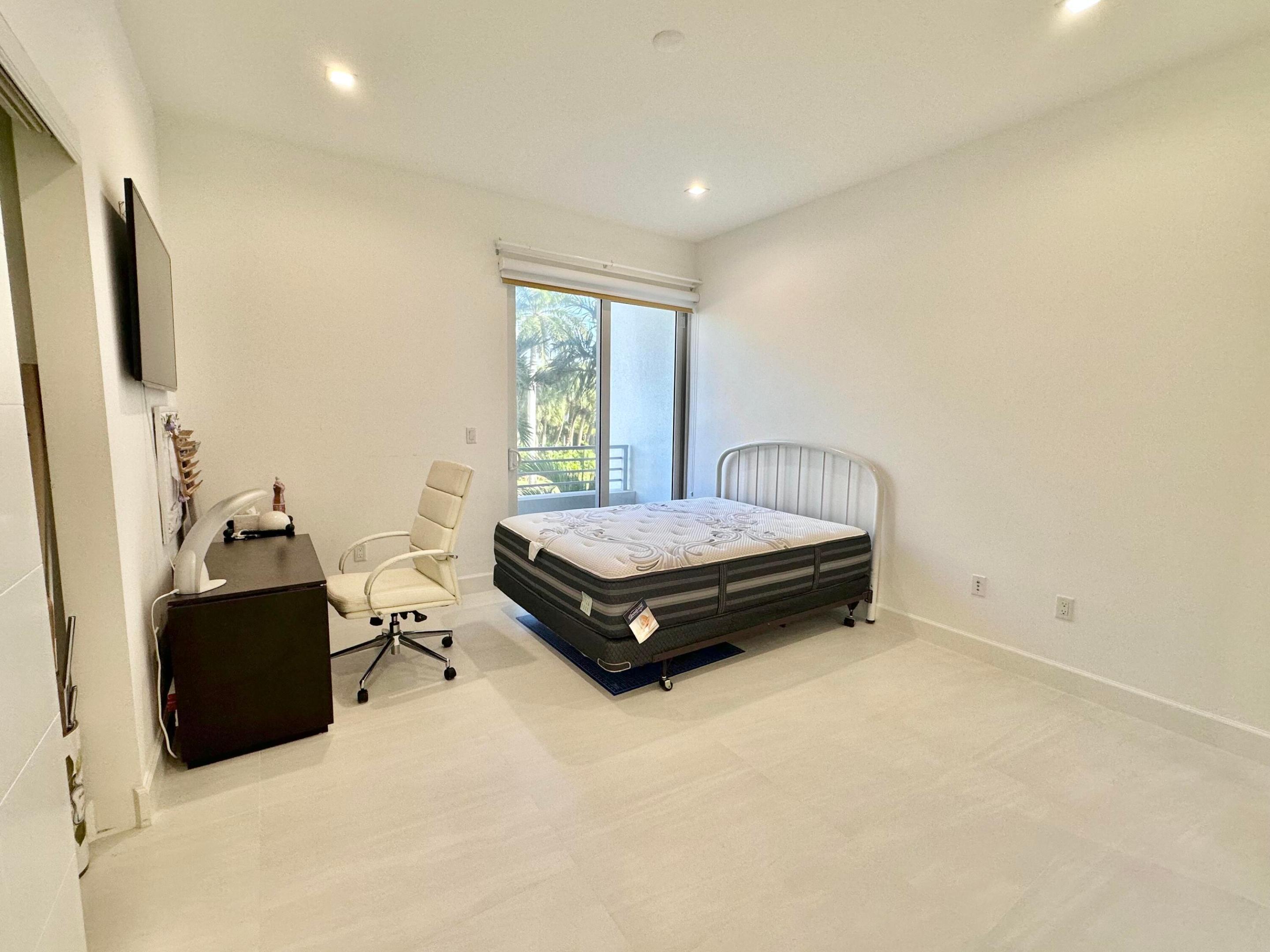 6000 N Ocean Dr #2n Hollywood, FL 33019