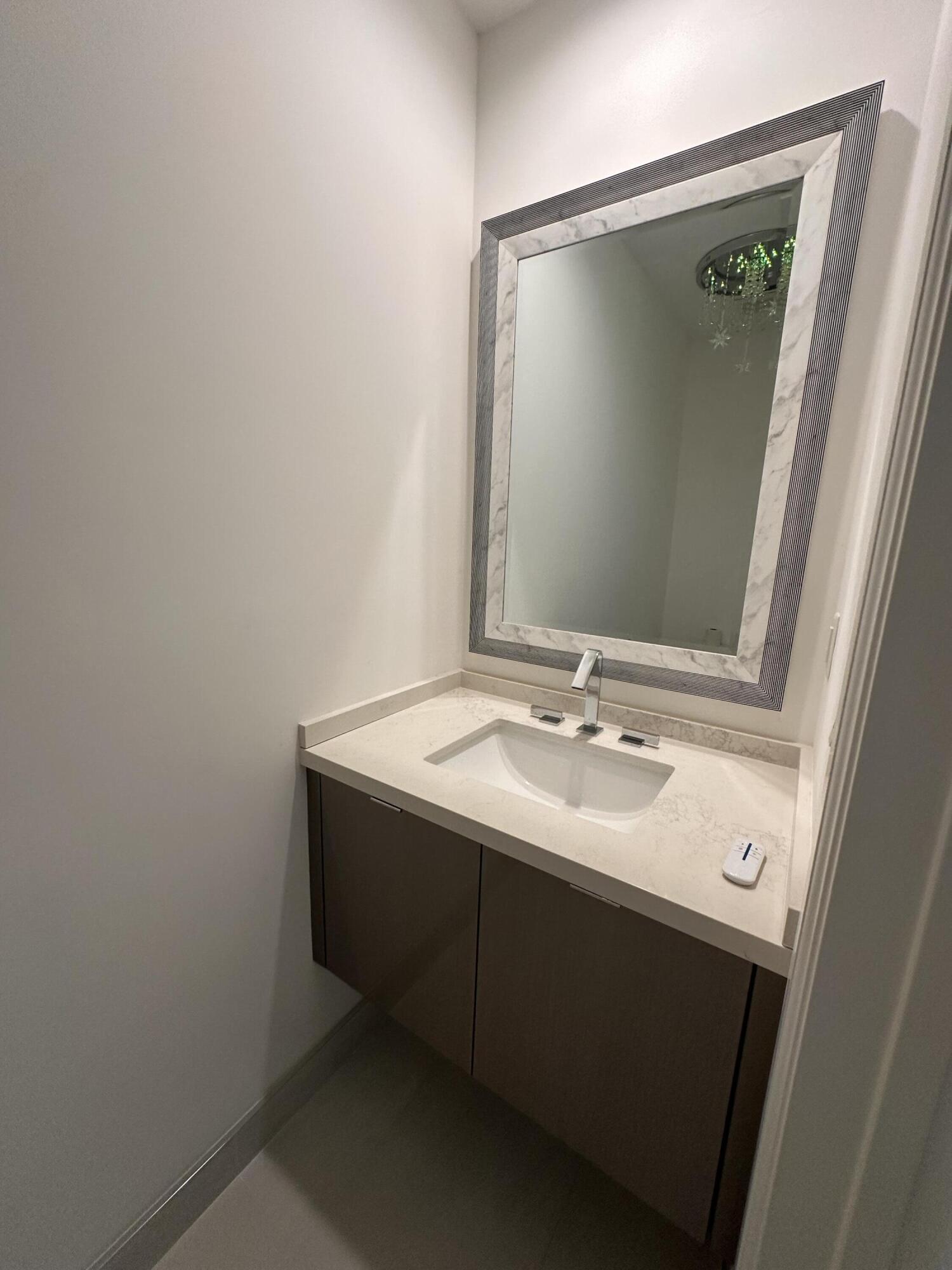 6000 N Ocean Dr #2n Hollywood, FL 33019